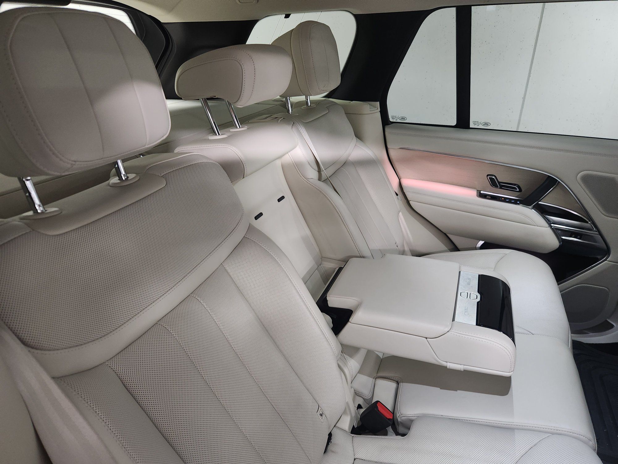 2024 Land Rover Range Rover in Vancouver, British Columbia