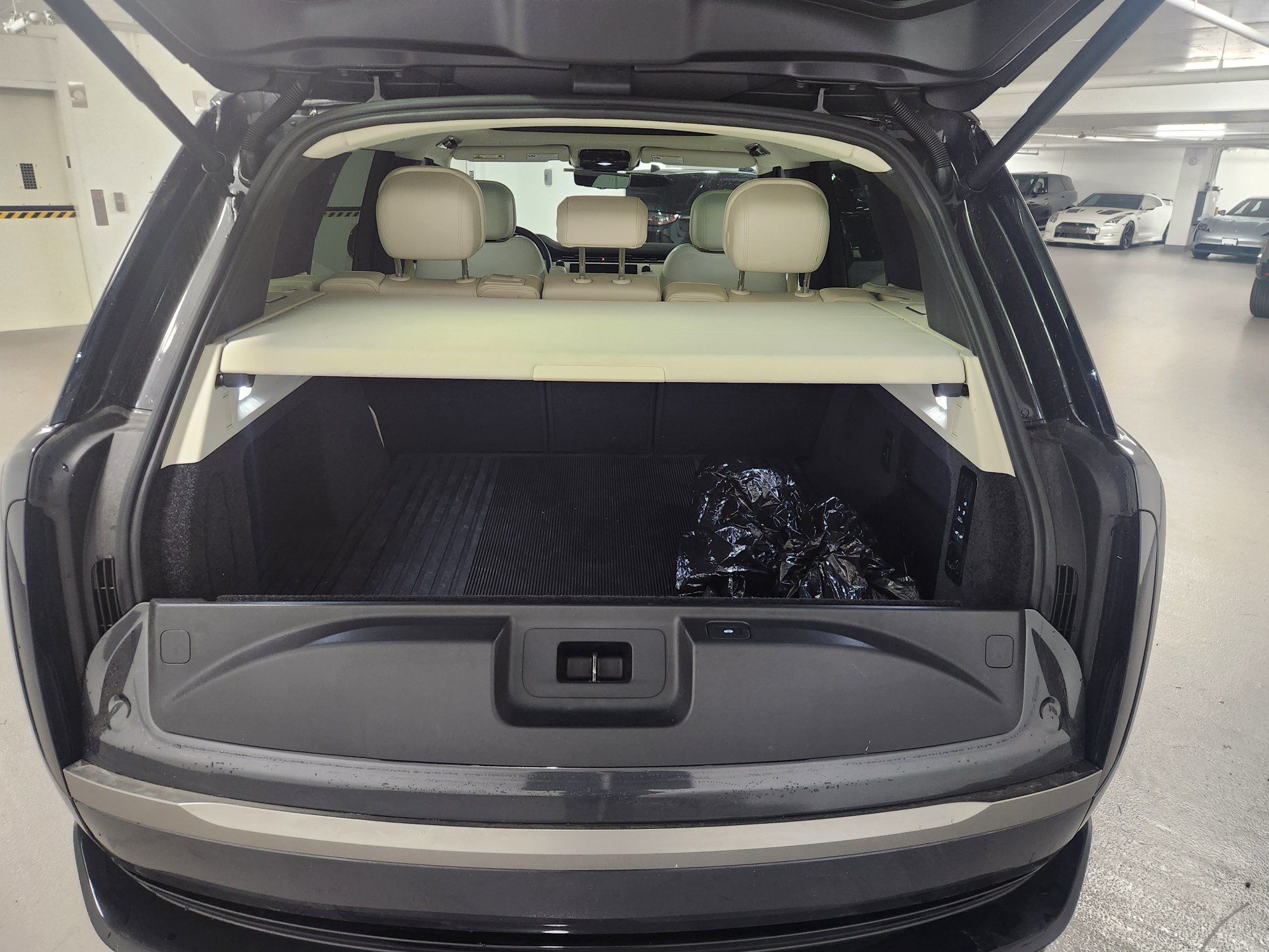 2024 Land Rover Range Rover in Vancouver, British Columbia