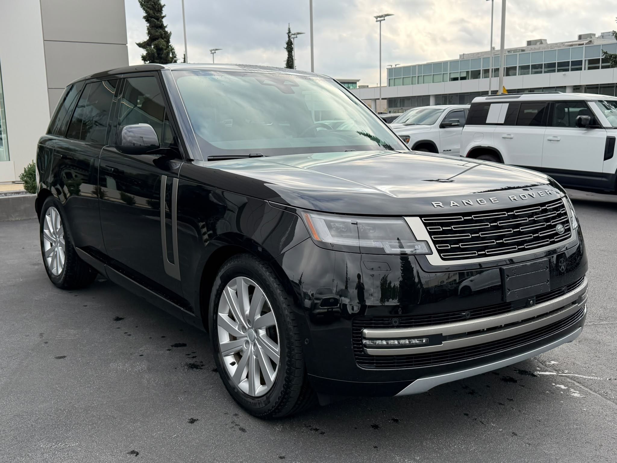 2024 Land Rover New Range Rover