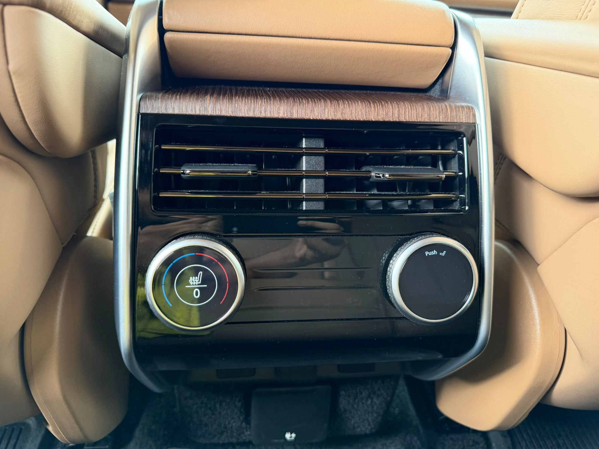 2024 Land Rover New Range Rover