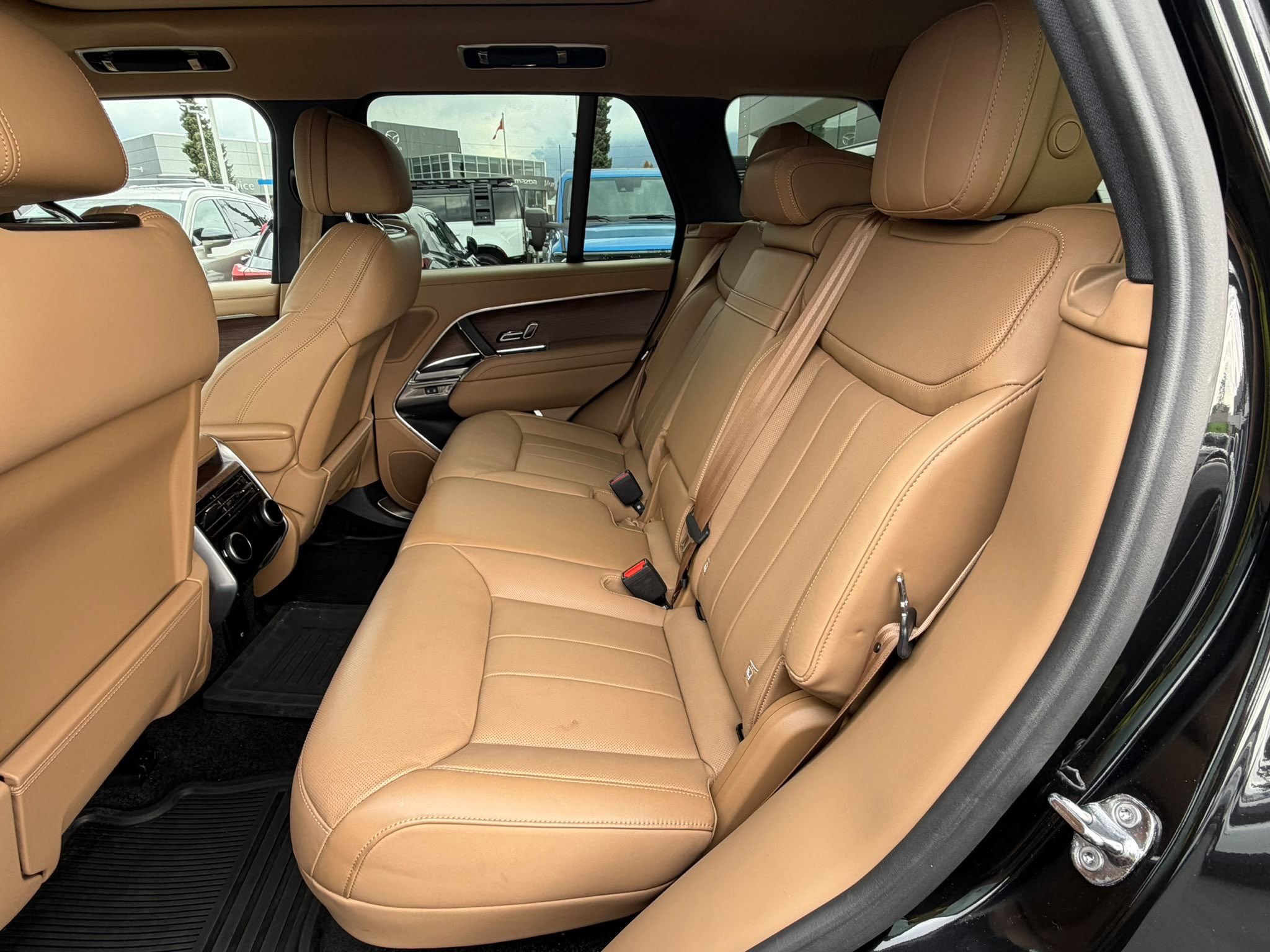 2024 Land Rover New Range Rover