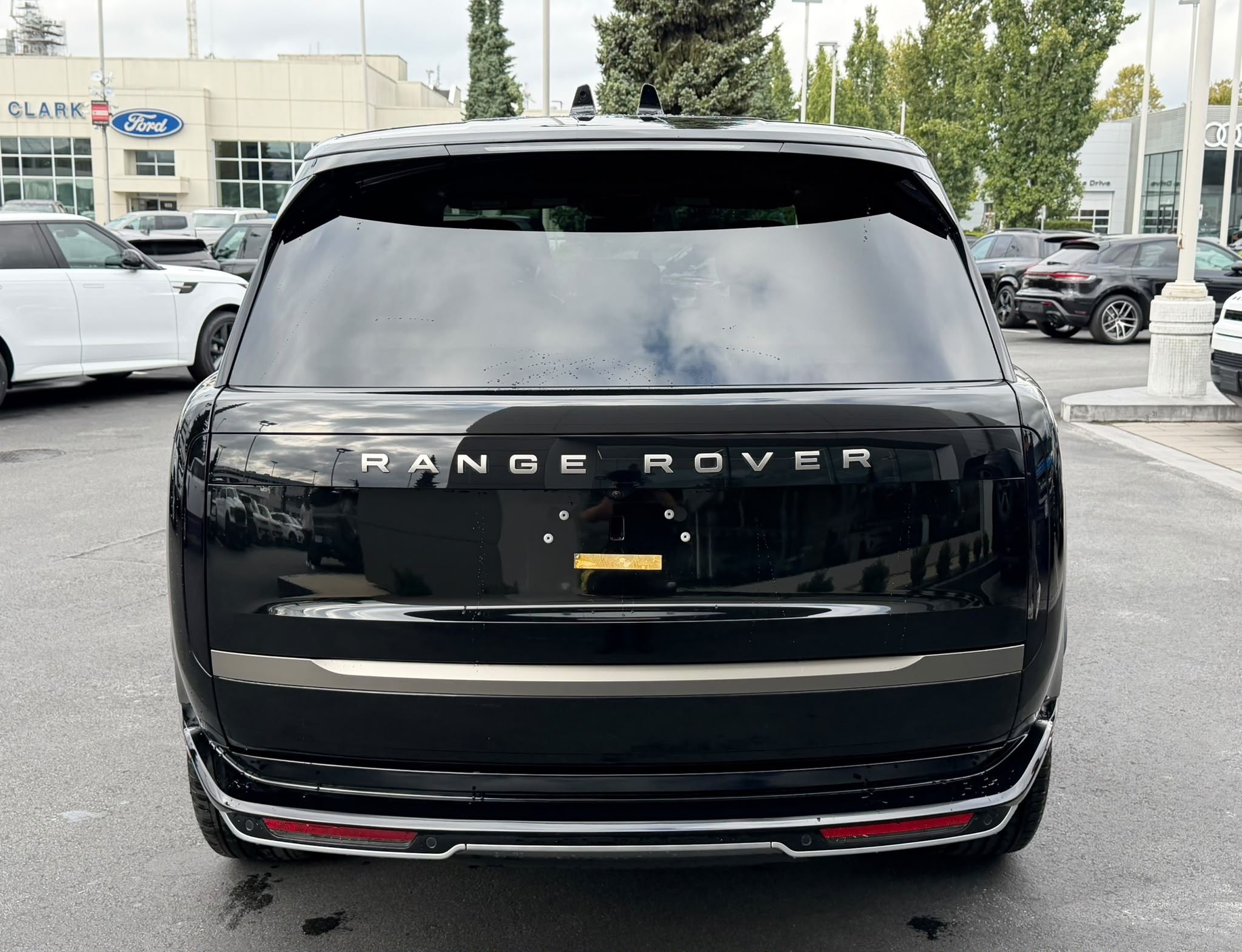2024 Land Rover New Range Rover