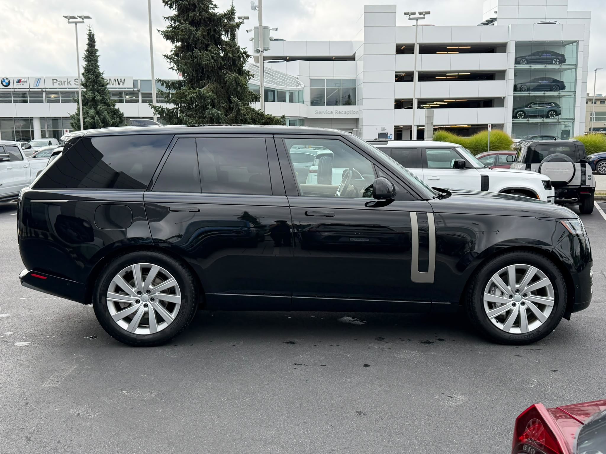 2024 Land Rover New Range Rover