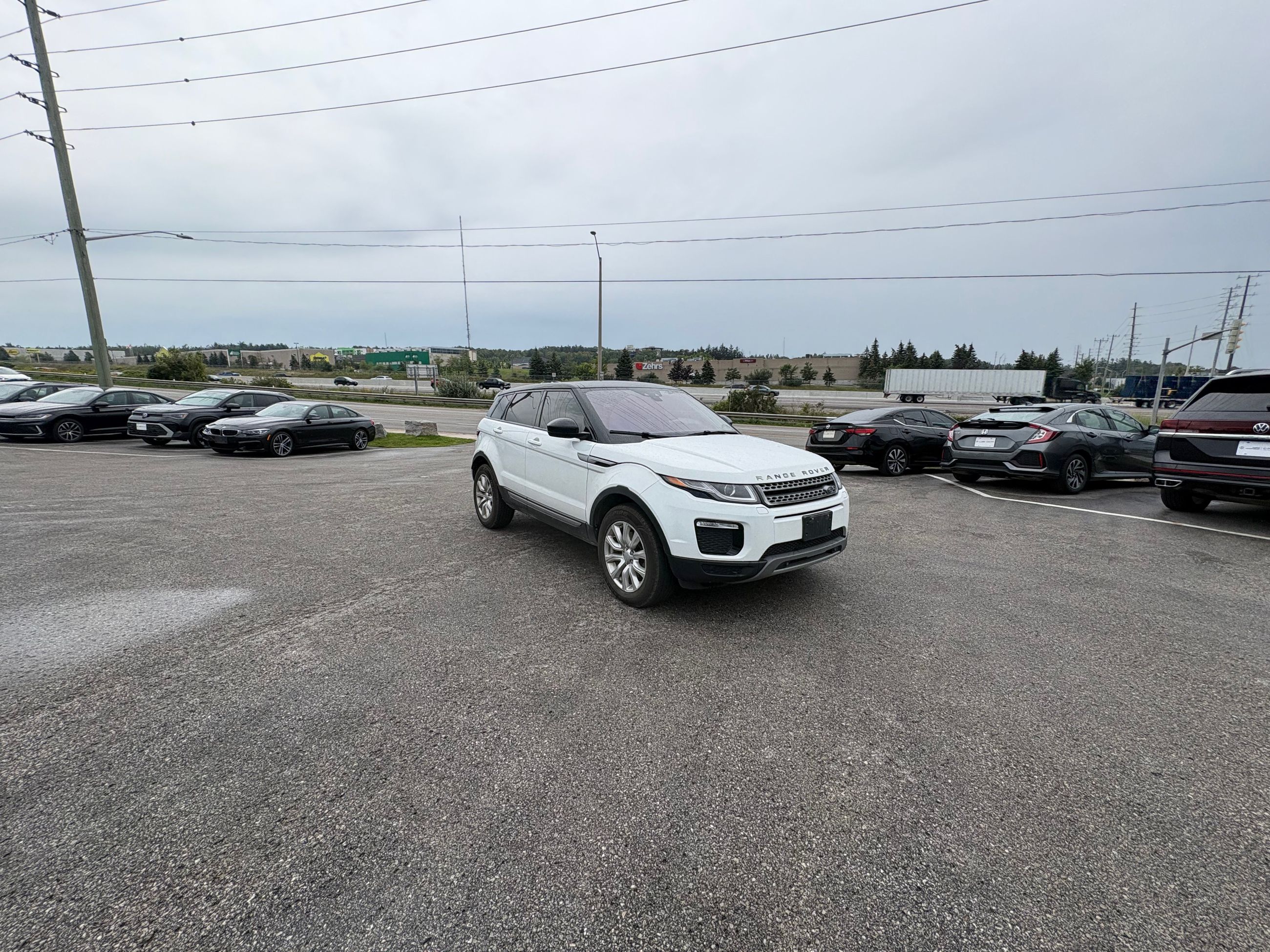 Photo 2019 Land Rover Range Rover Evoque SE 2.0L 4x4 #3