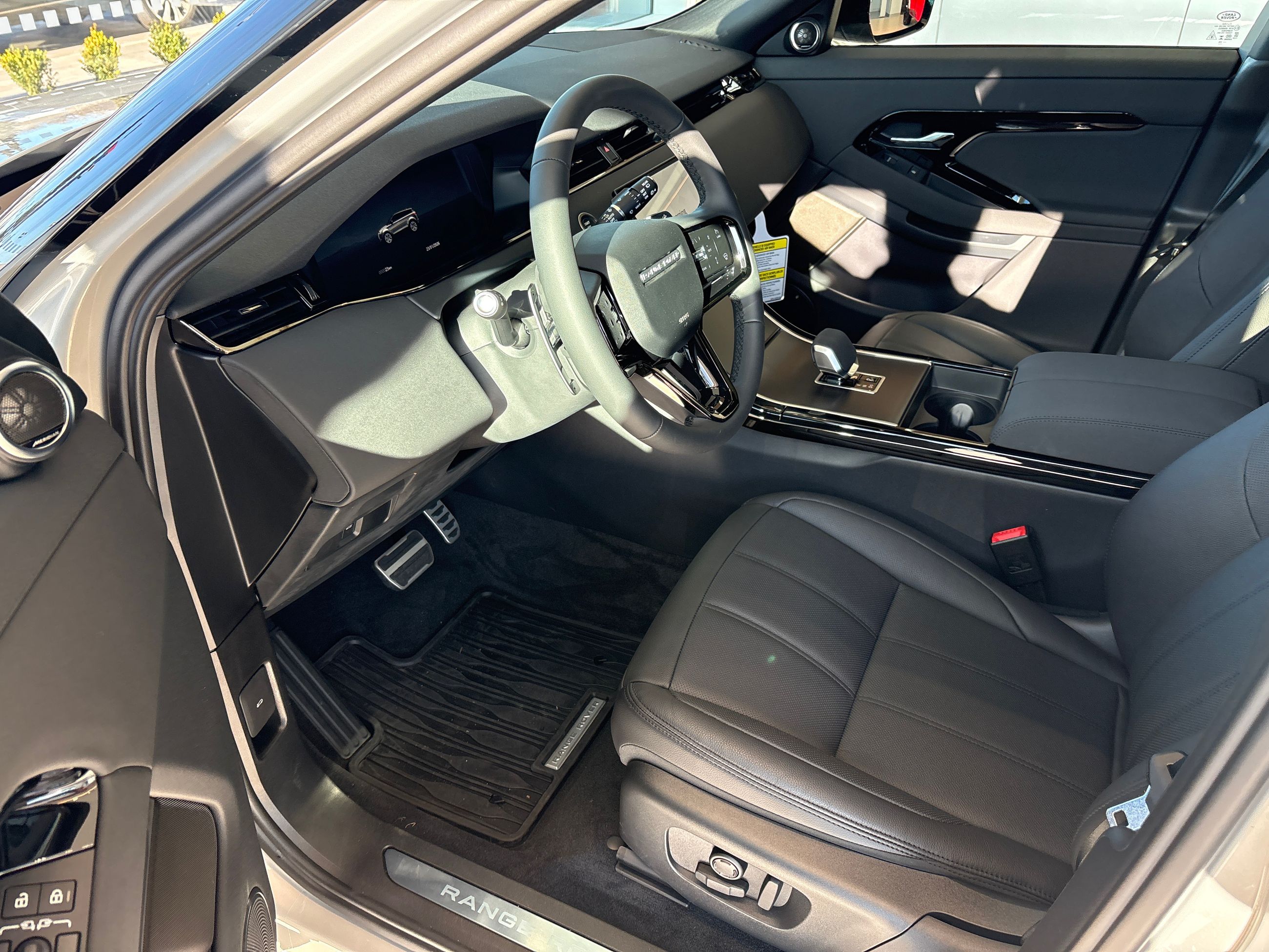 2026  Range Rover Evoque