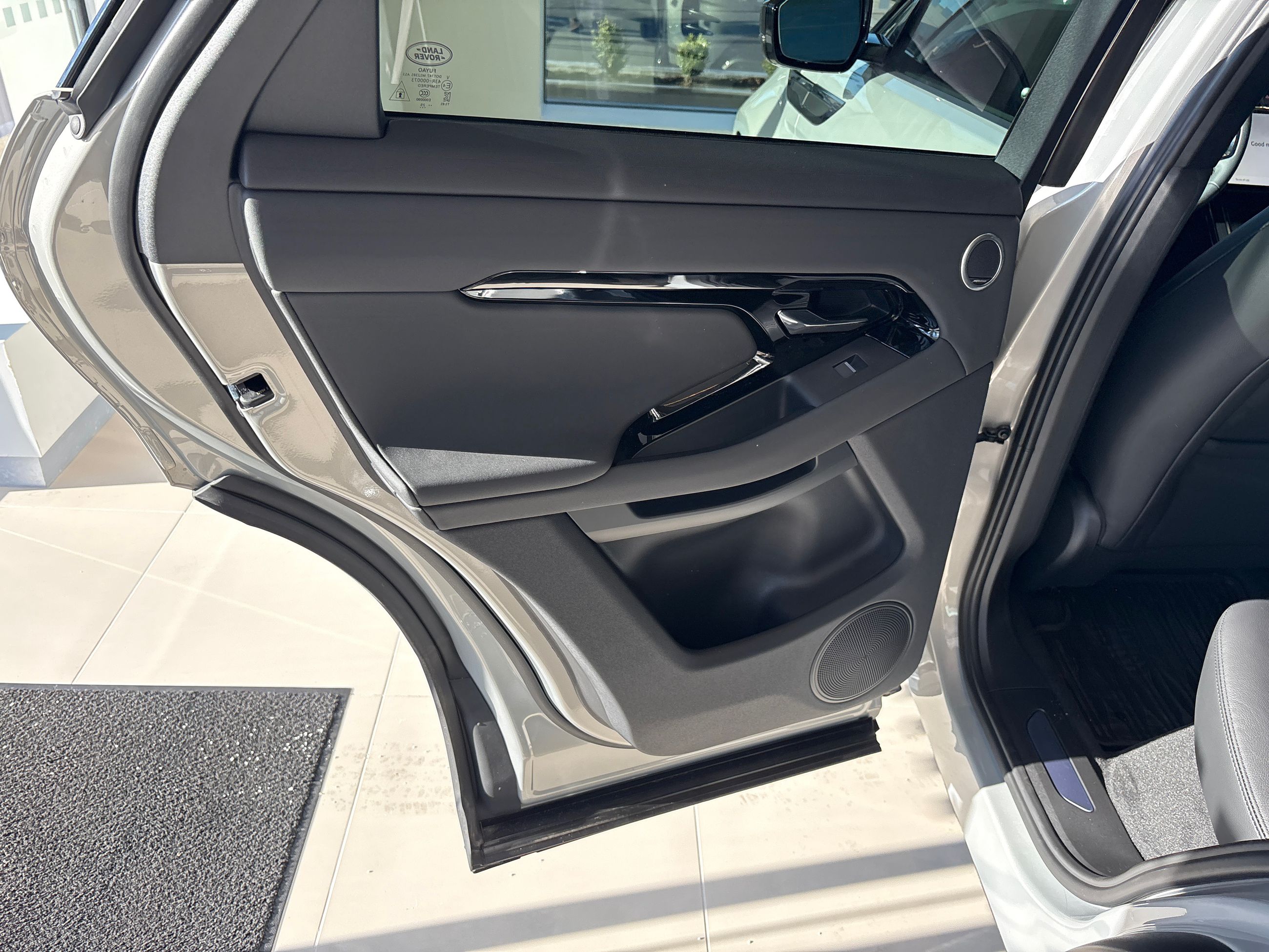 2026  Range Rover Evoque