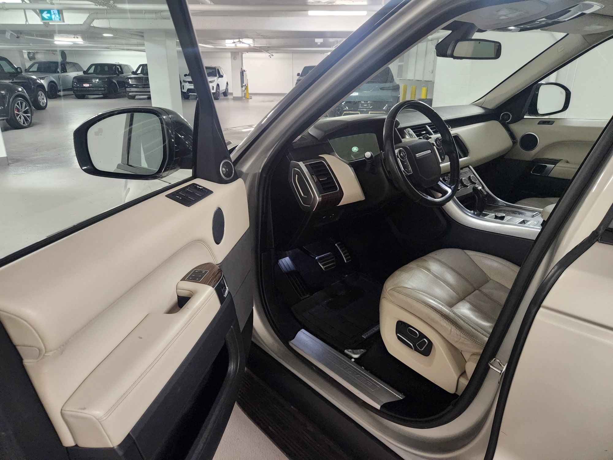 2014 Land Rover Range Rover Sport in Vancouver, British Columbia