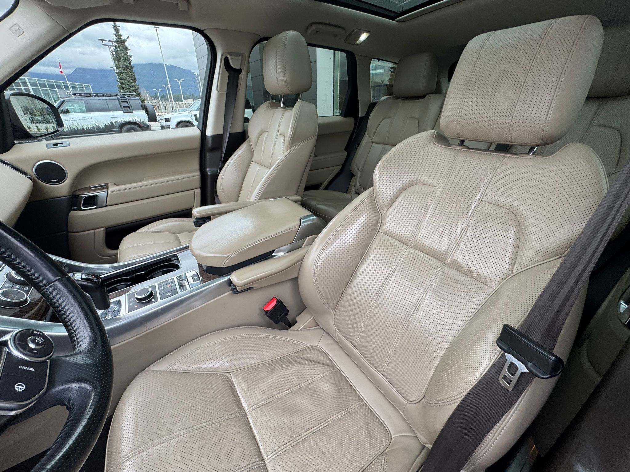 Land Rover Range Rover Sport  2016 à North Vancouver, Colombie-Britannique