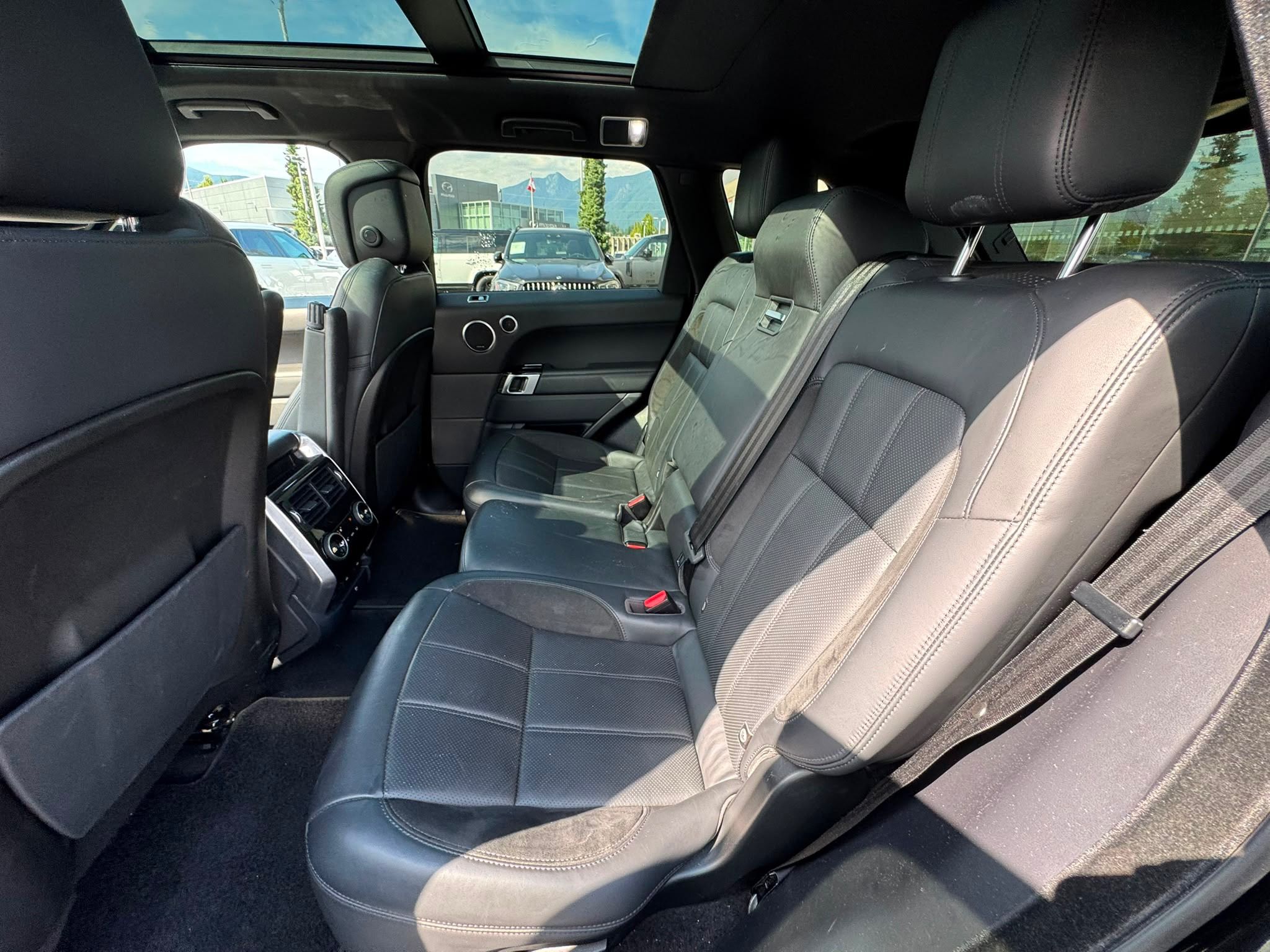 2020 Land Rover Range Rover Sport