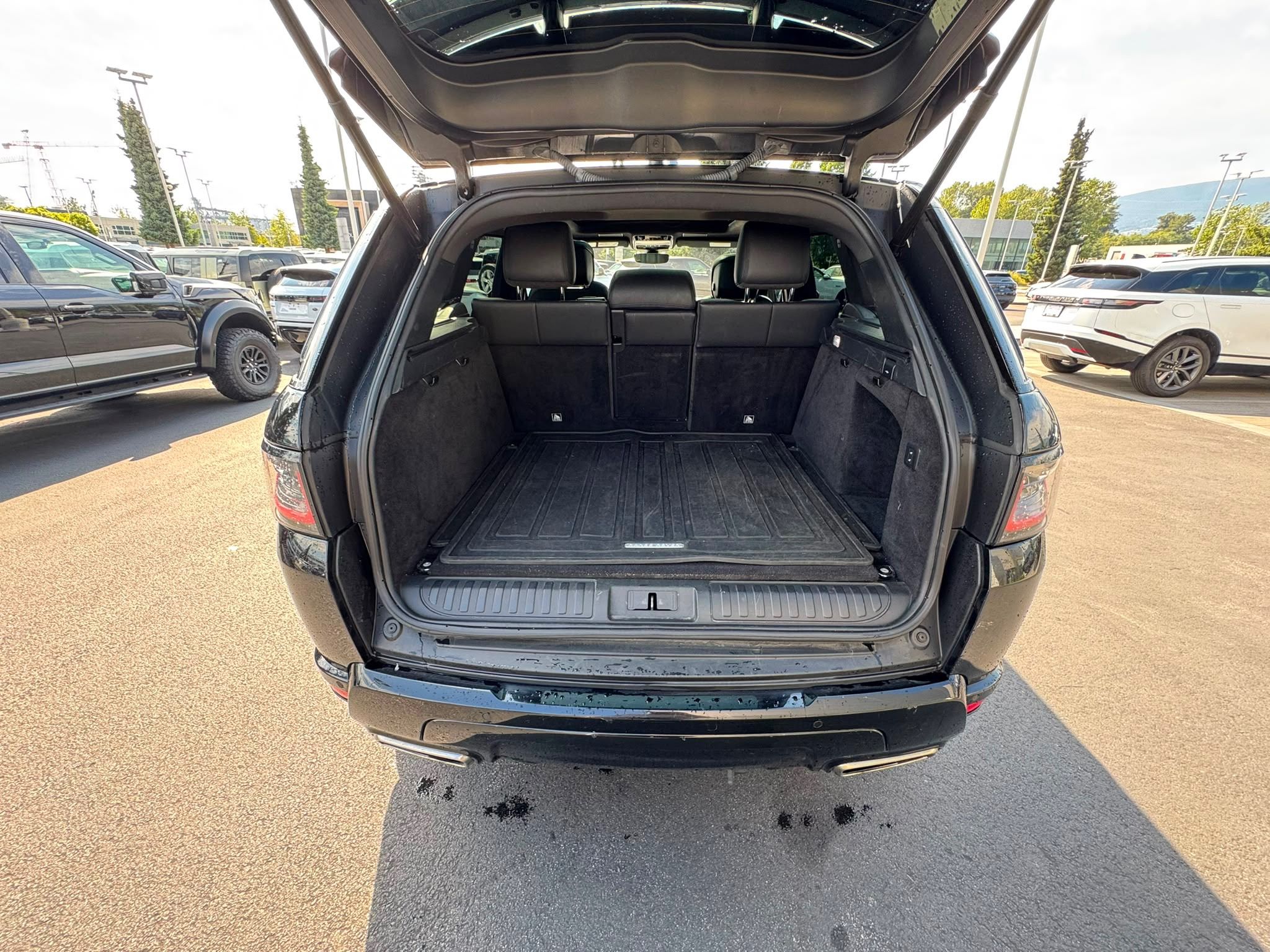 2020 Land Rover Range Rover Sport