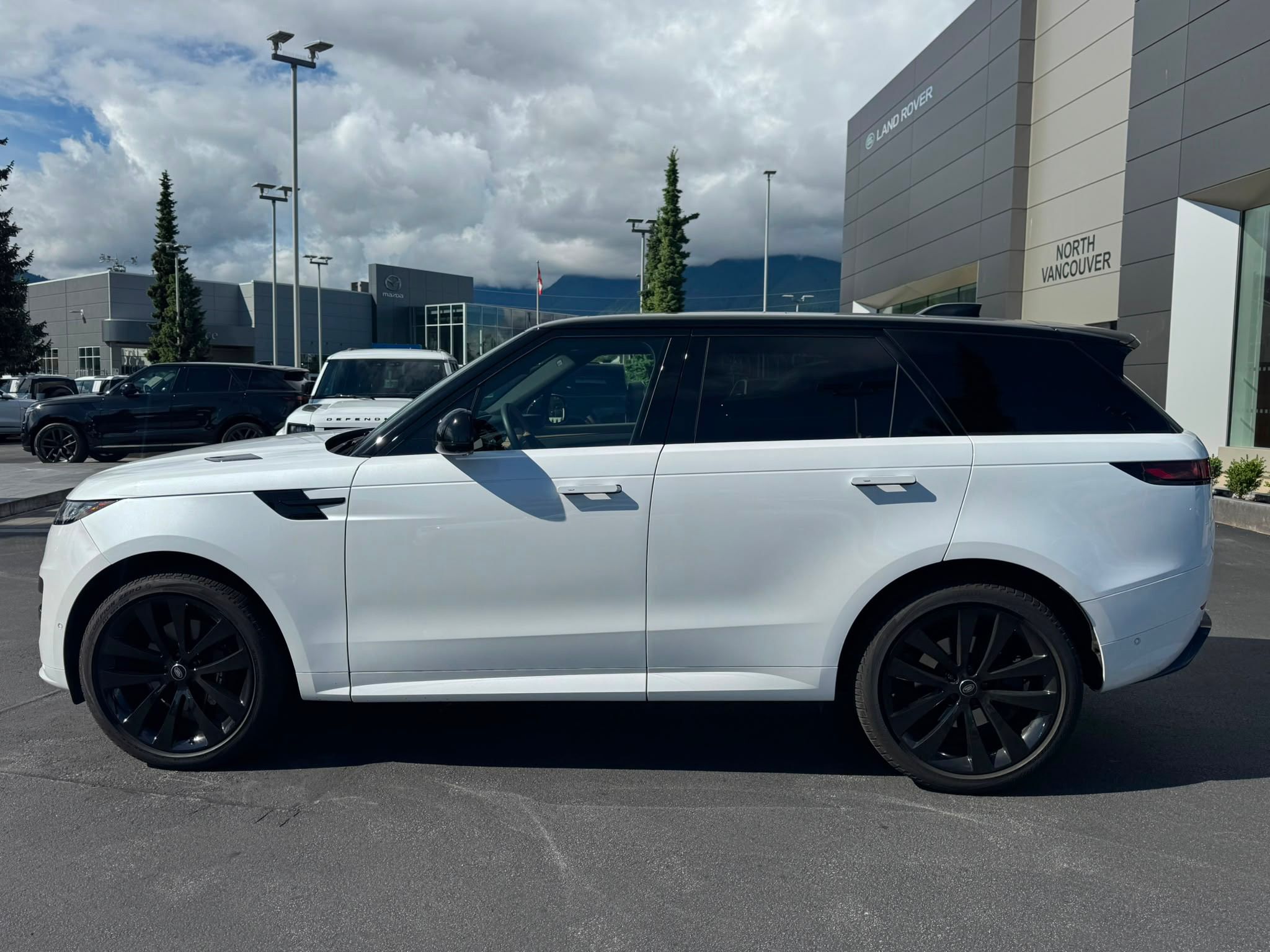 2024 Land Rover Range Rover Sport