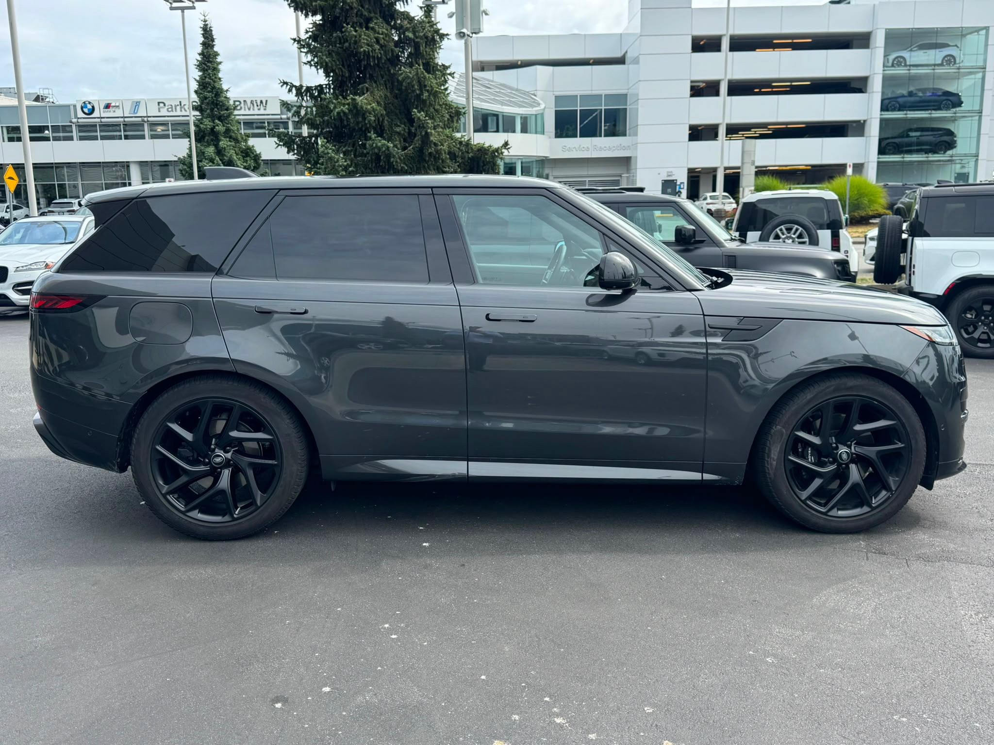 2024 Land Rover Range Rover Sport