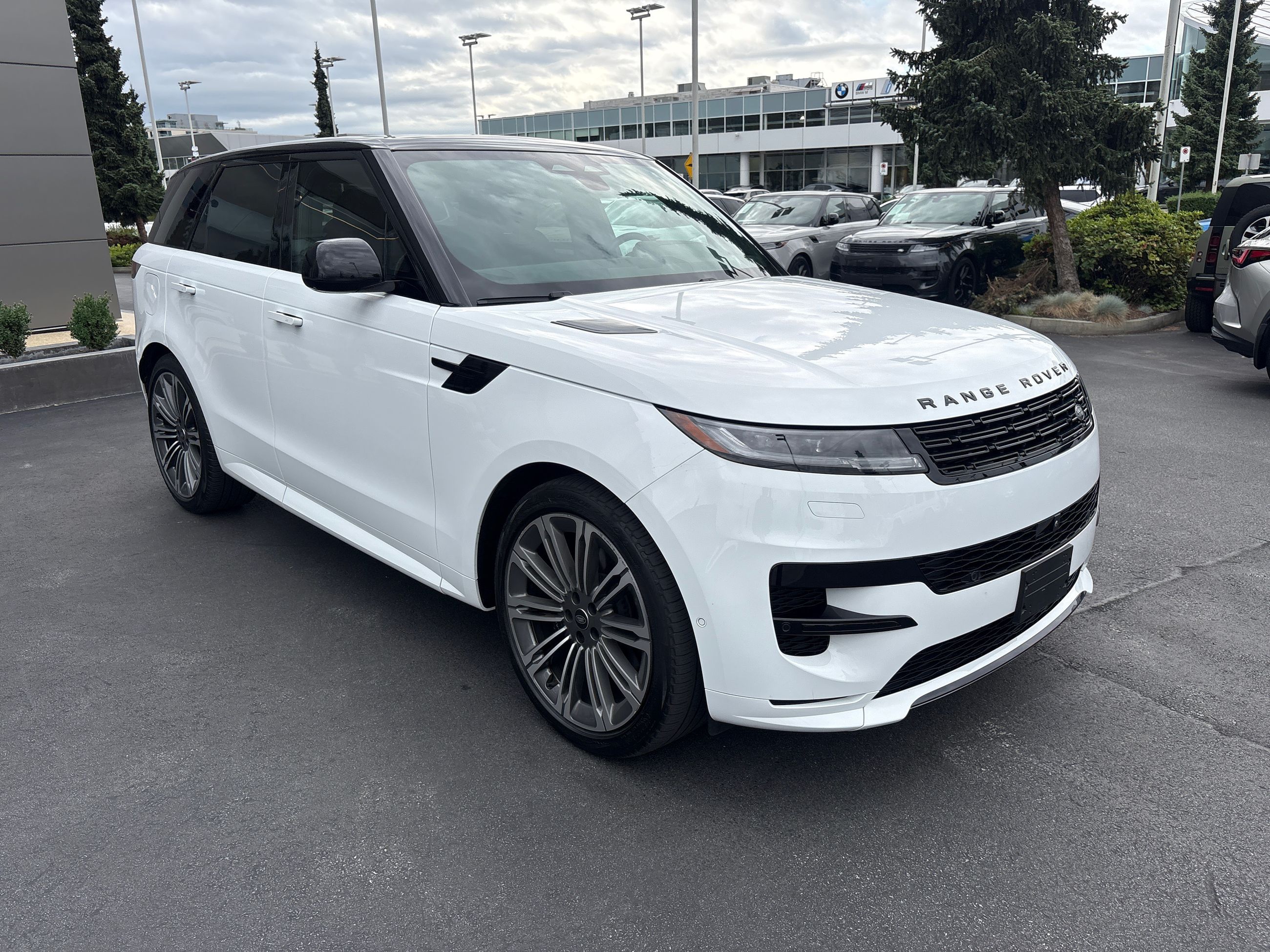2024 Land Rover Range Rover Sport