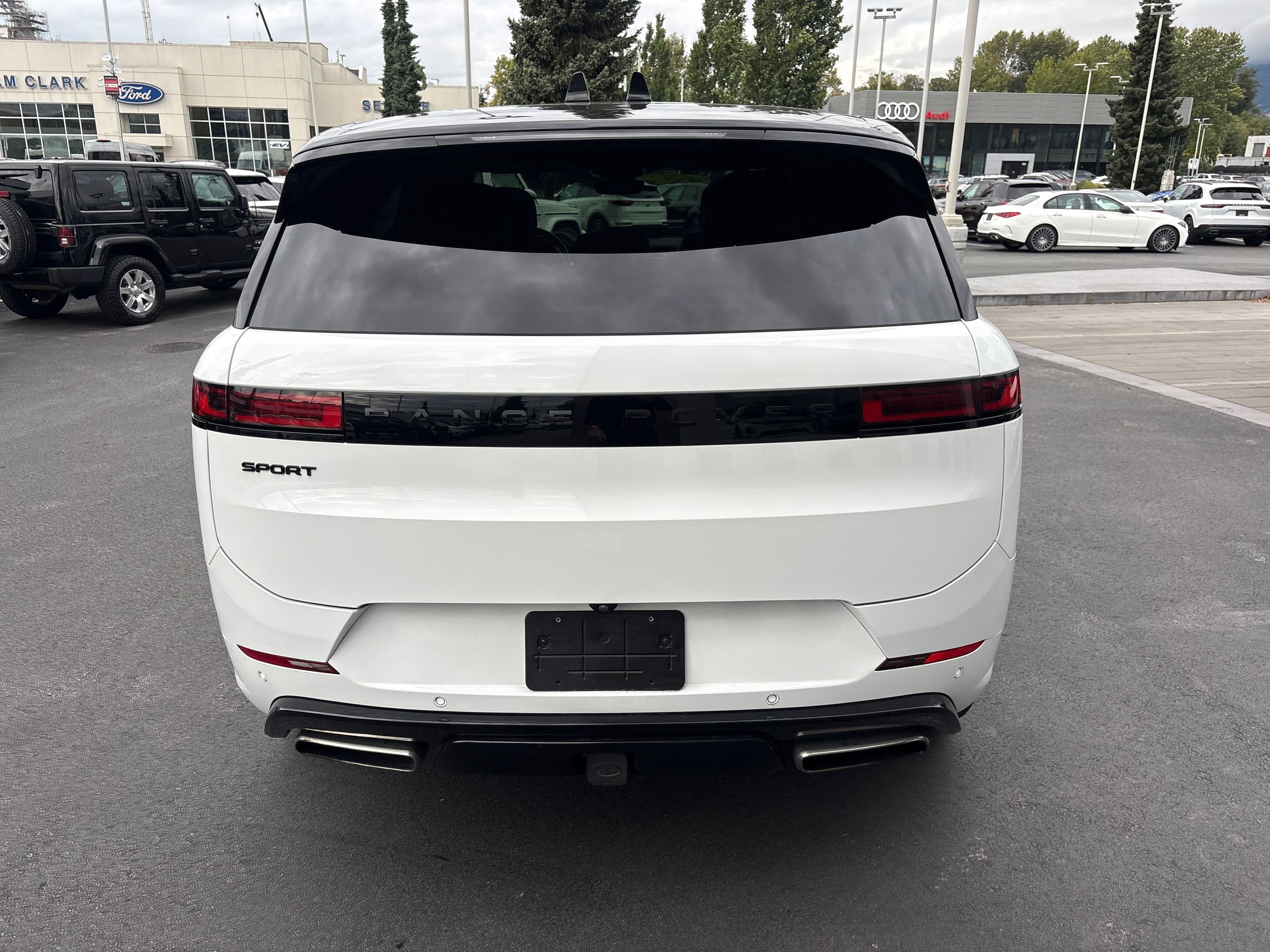2024 Land Rover Range Rover Sport
