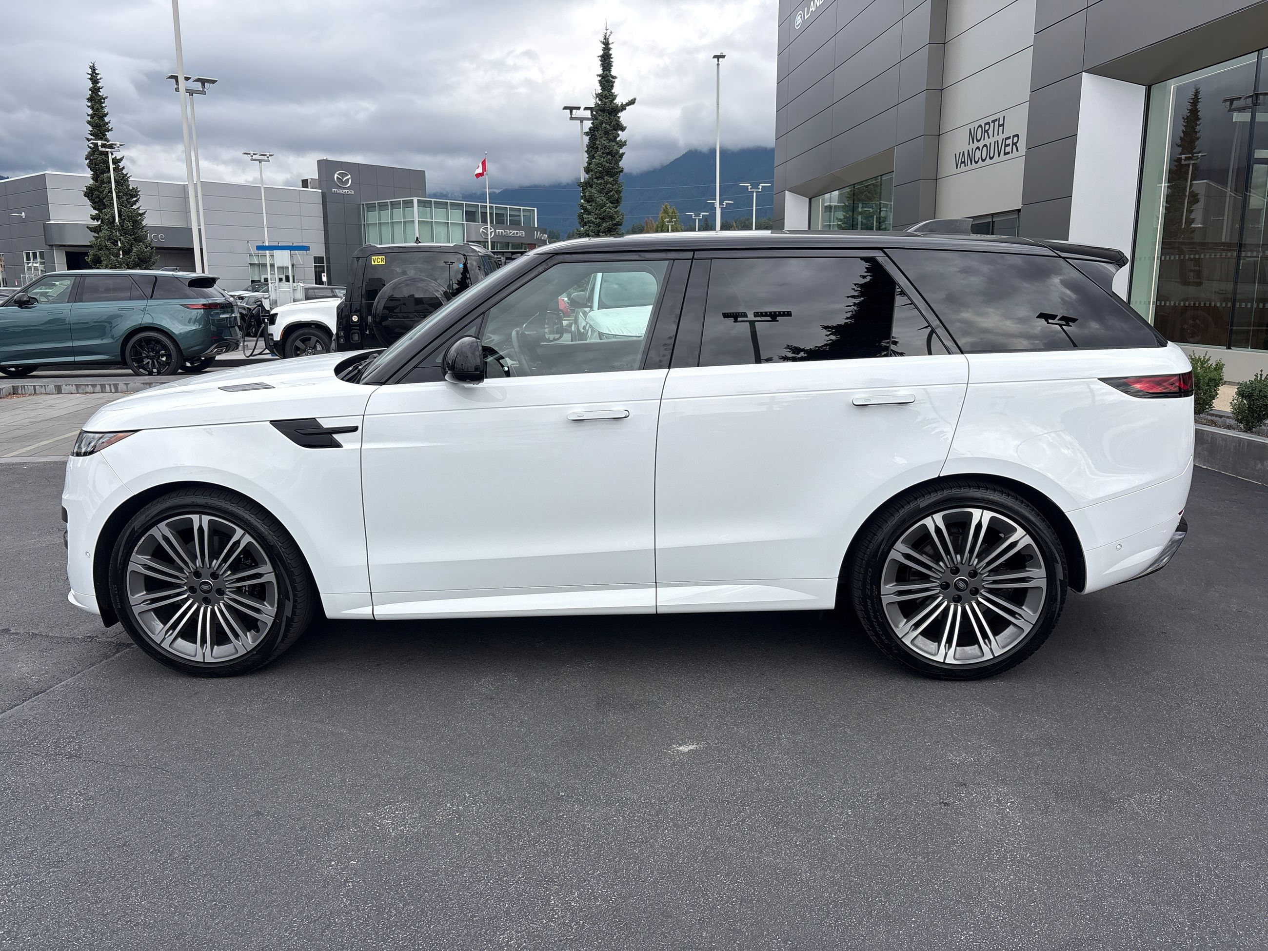 2024 Land Rover Range Rover Sport