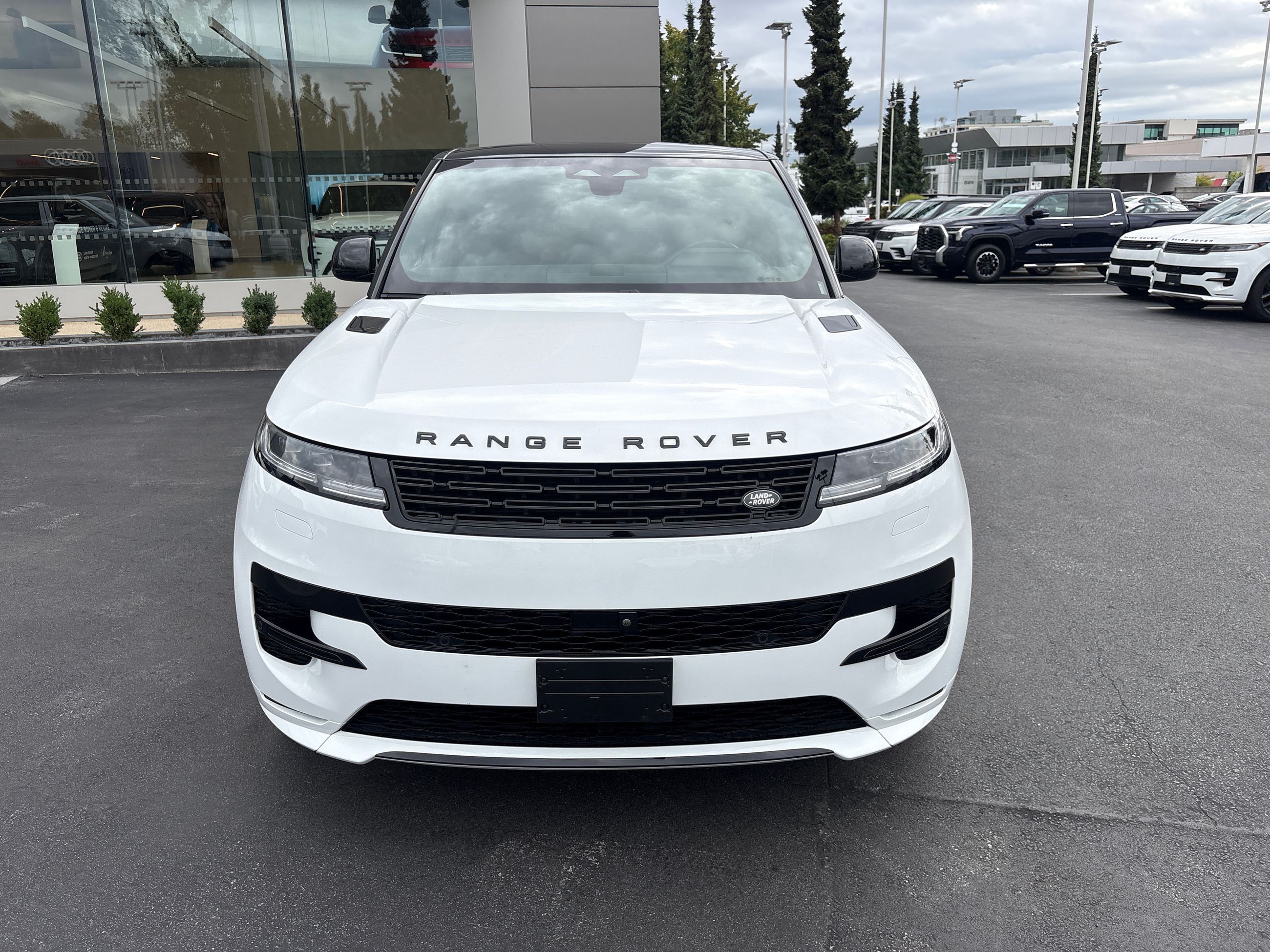 2024 Land Rover Range Rover Sport