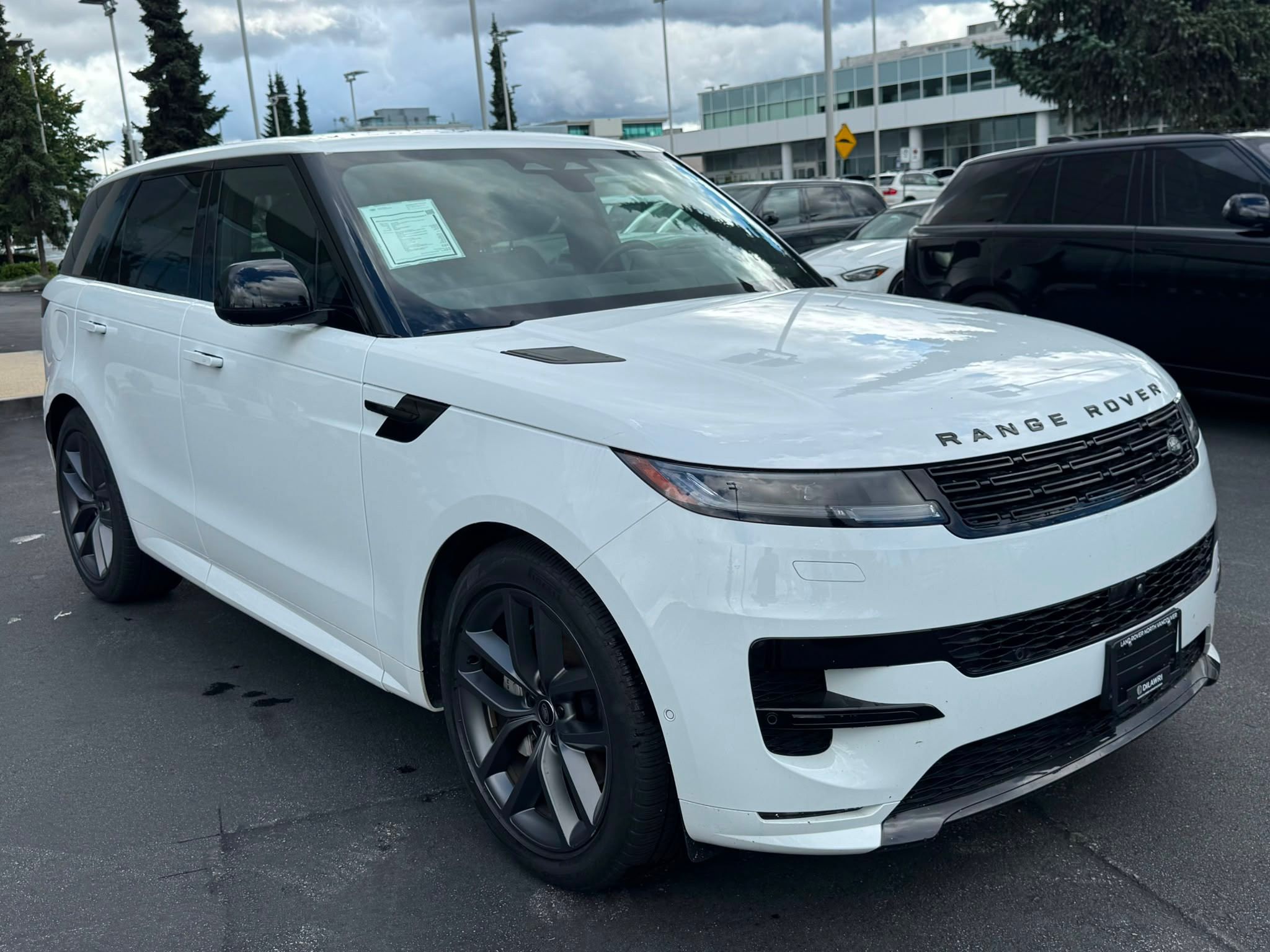 2025 Land Rover Range Rover Sport