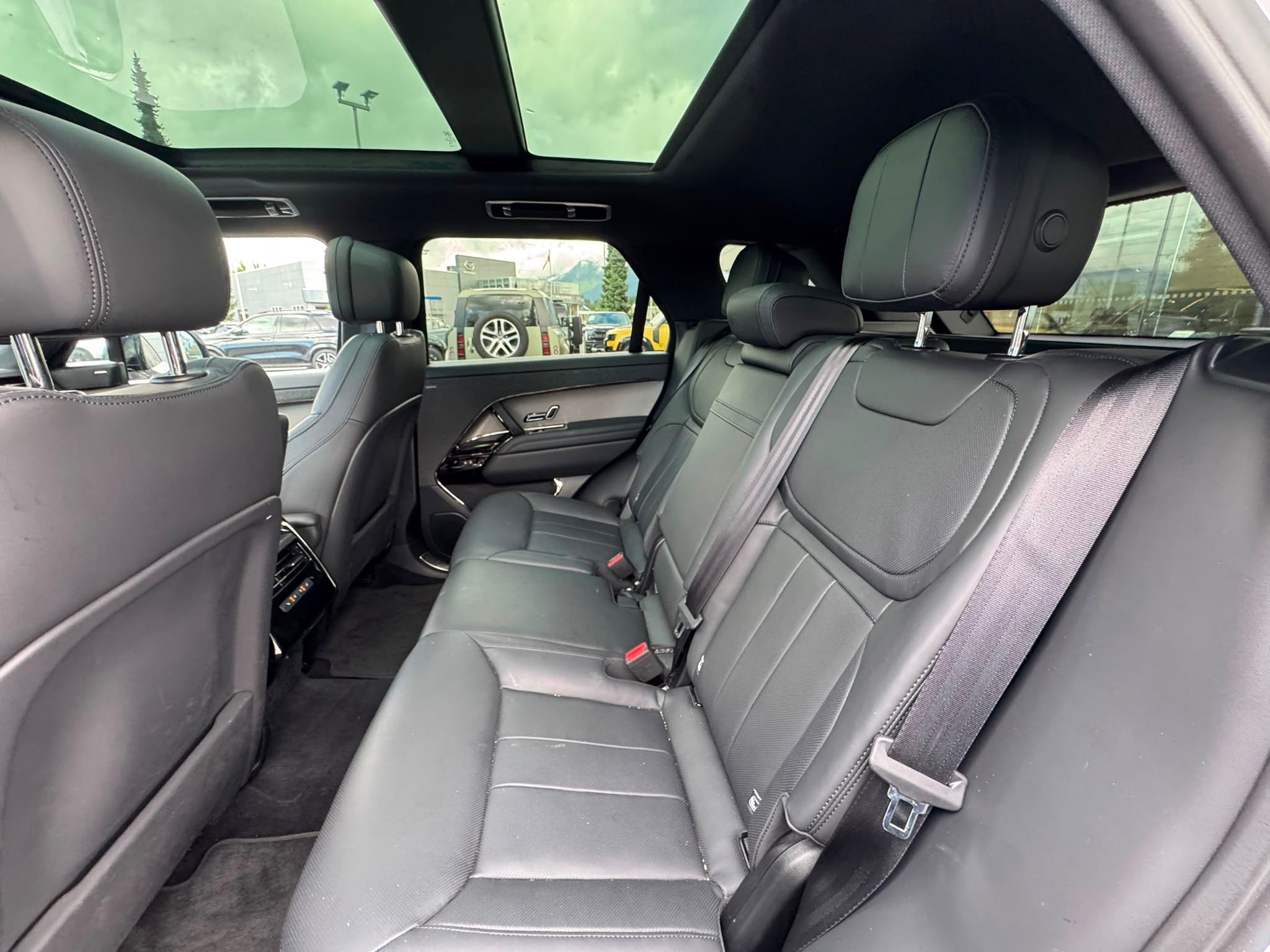 2025 Land Rover Range Rover Sport
