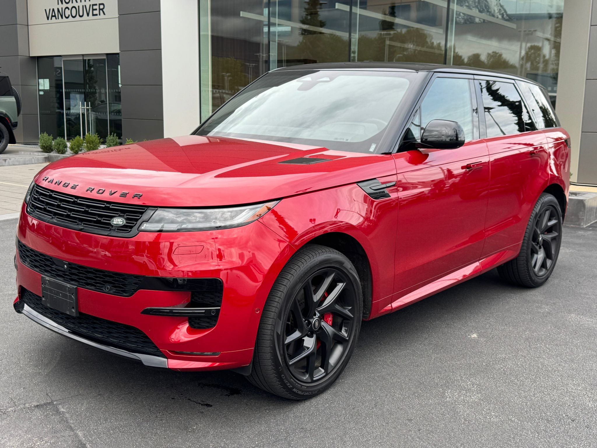 2025 Land Rover Range Rover Sport