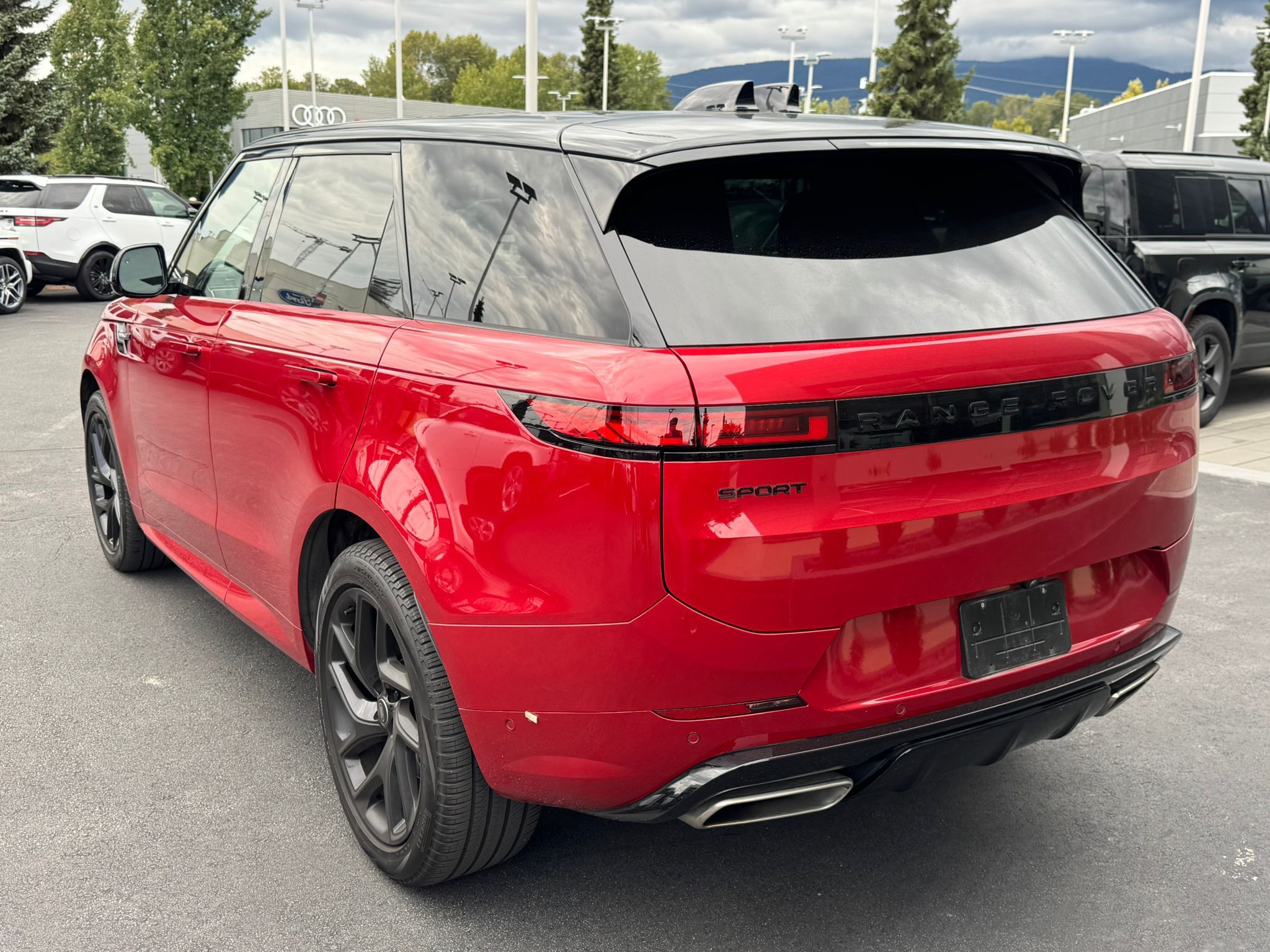 2025 Land Rover Range Rover Sport