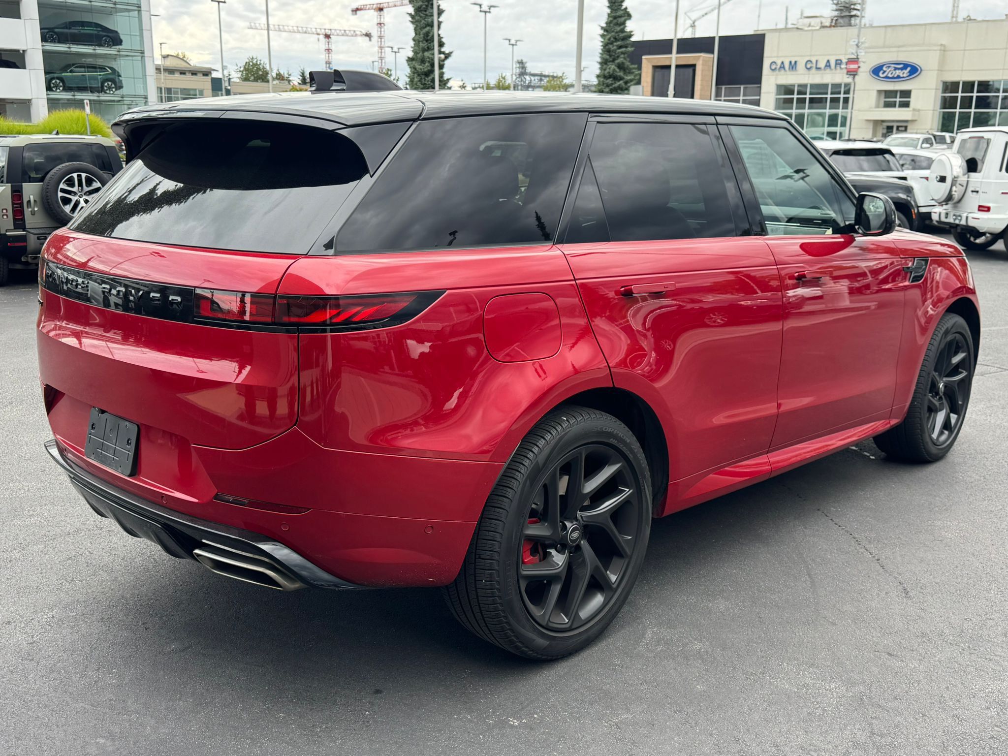2025 Land Rover Range Rover Sport