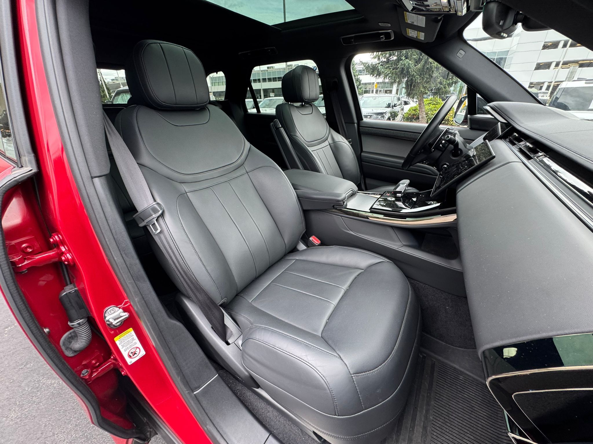2025 Land Rover Range Rover Sport
