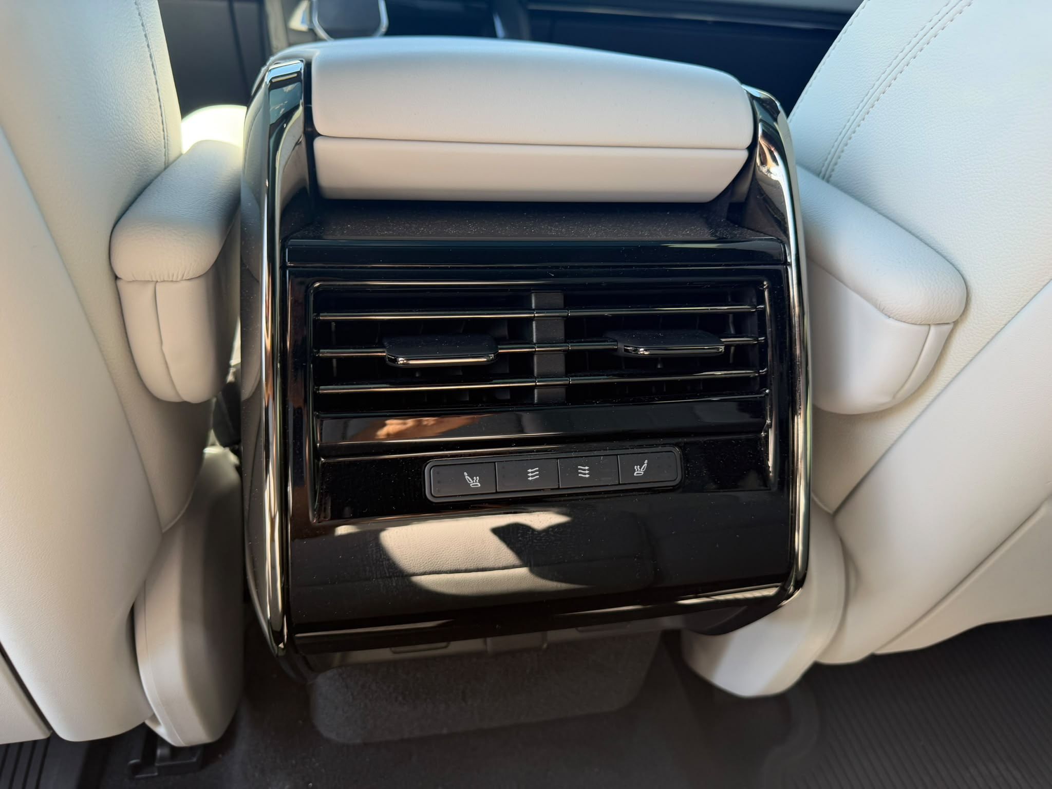 2026 Land Rover Range Rover Sport