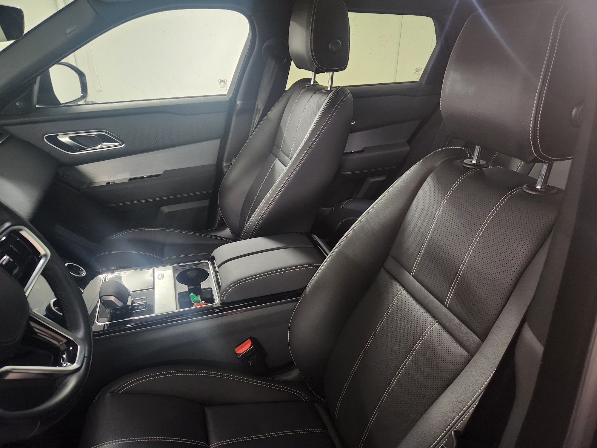 2023 Land Rover Range Rover Velar in Vancouver, British Columbia