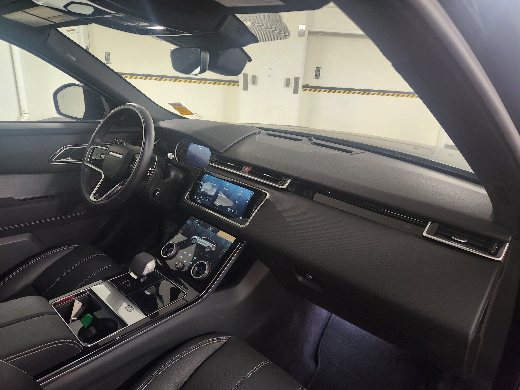 2023 Land Rover Range Rover Velar in Vancouver, British Columbia