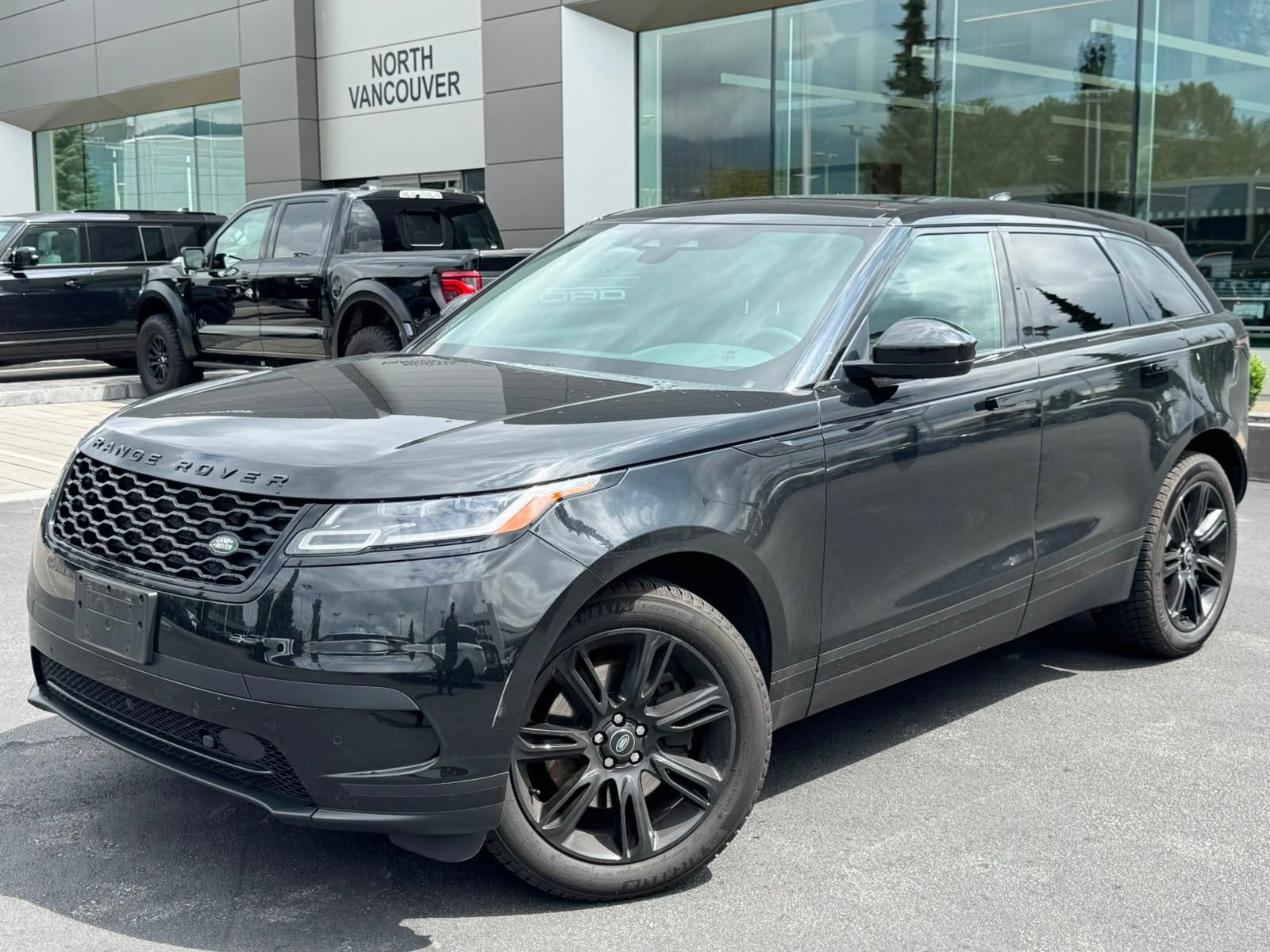 2023  Range Rover Velar