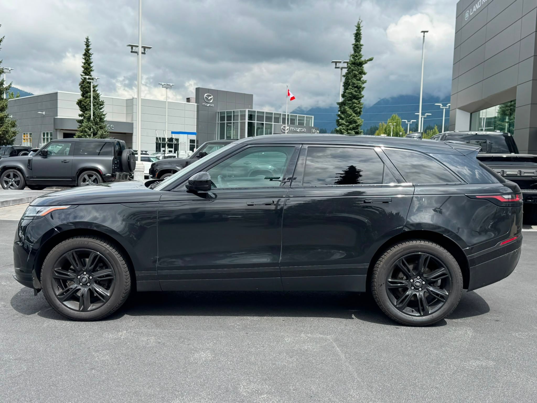 2023  Range Rover Velar