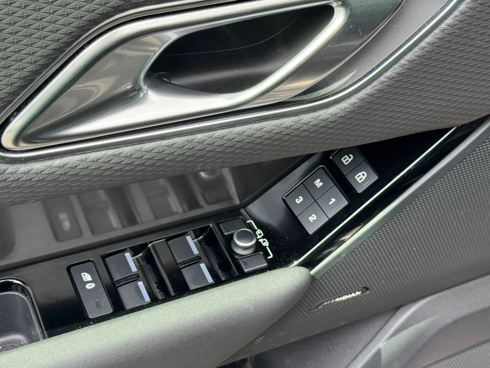 2023  Range Rover Velar