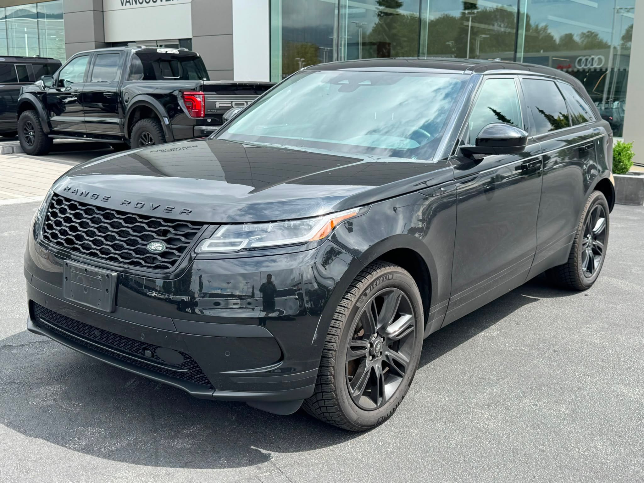 2023  Range Rover Velar