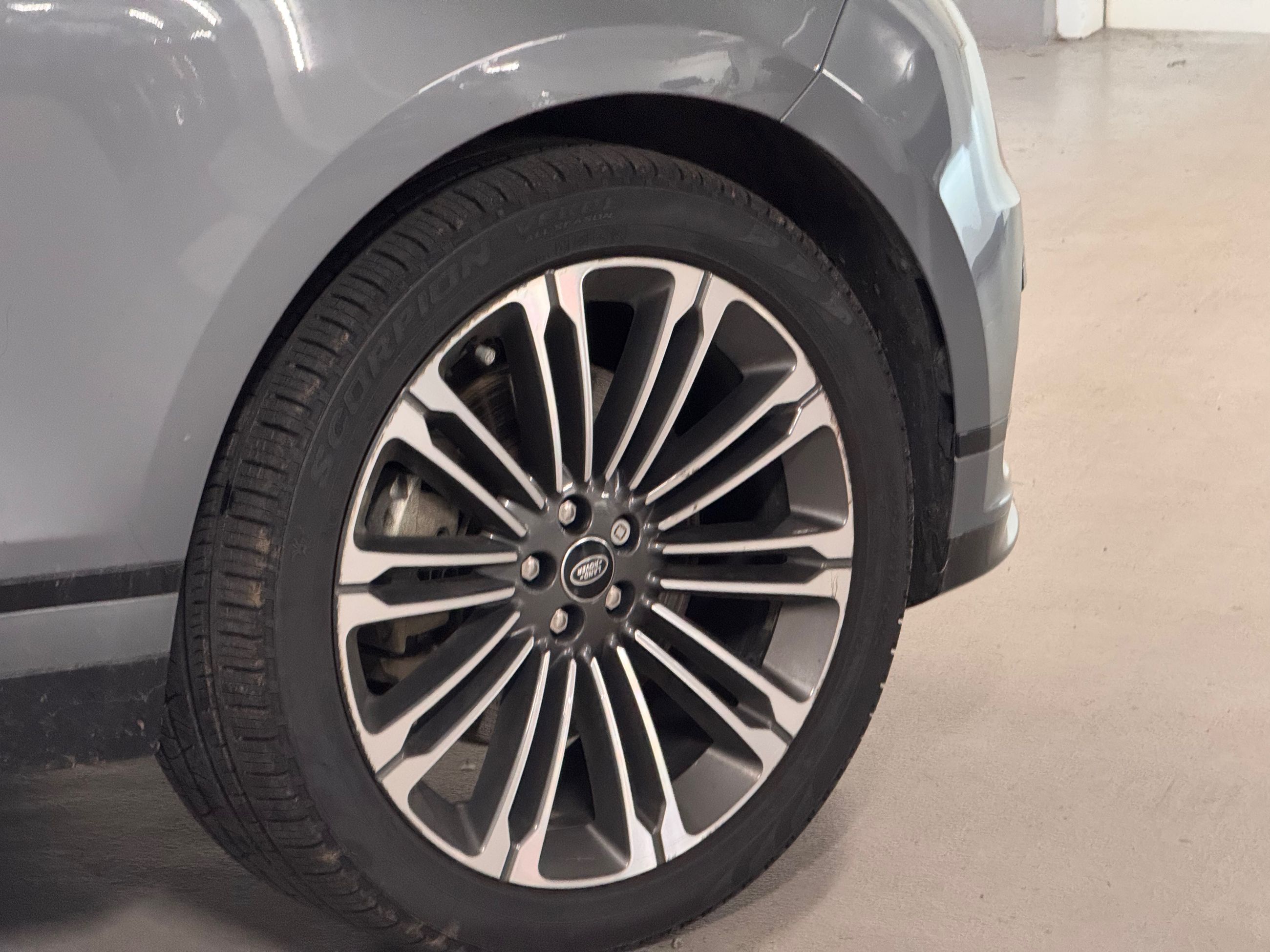 2024 Land Rover Range Rover Velar