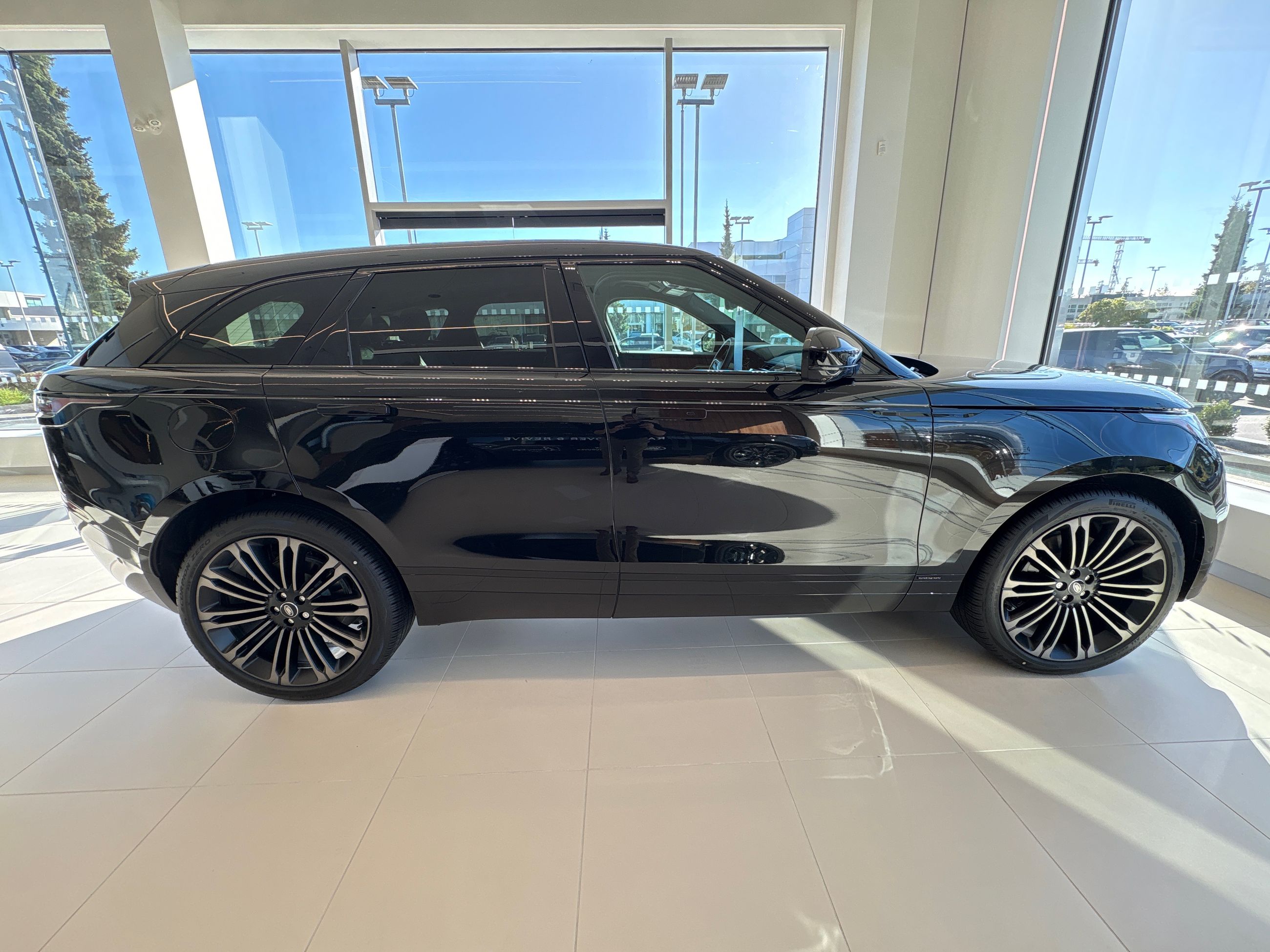 Land Rover Range Rover Velar  2026 à North Vancouver, Colombie-Britannique