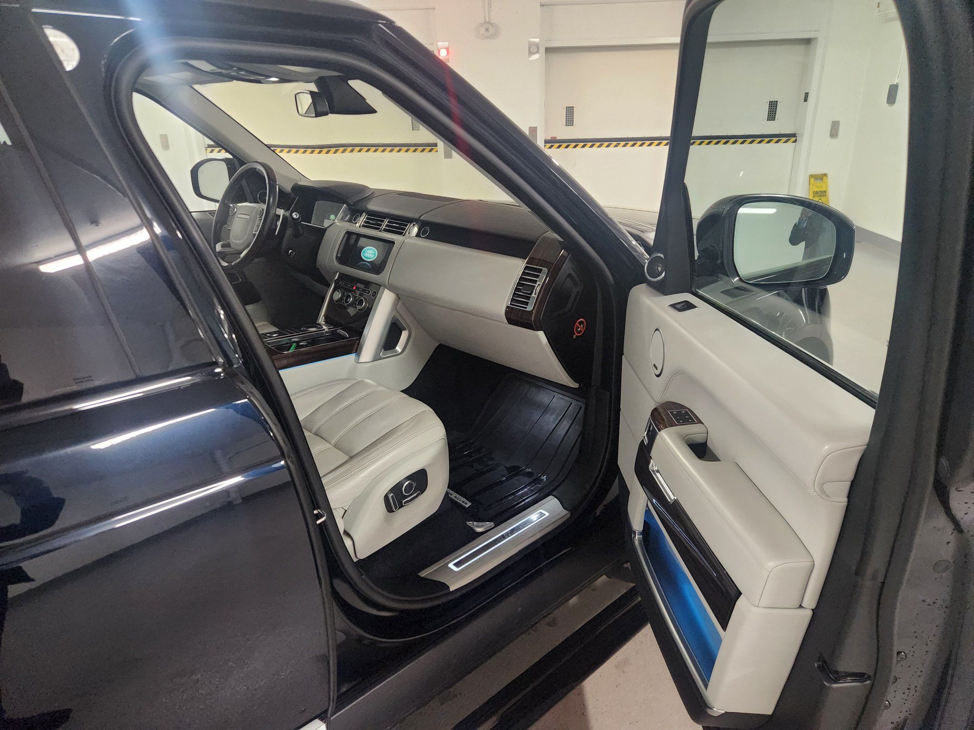 2016 Land Rover Range Rover in Vancouver, British Columbia
