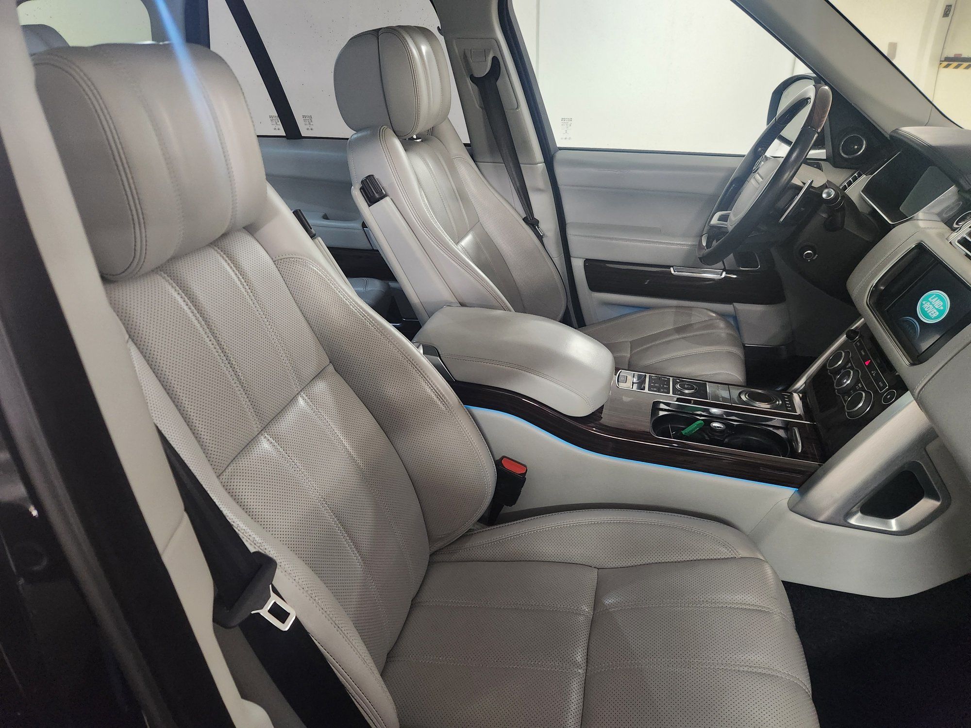 2016 Land Rover Range Rover in Vancouver, British Columbia