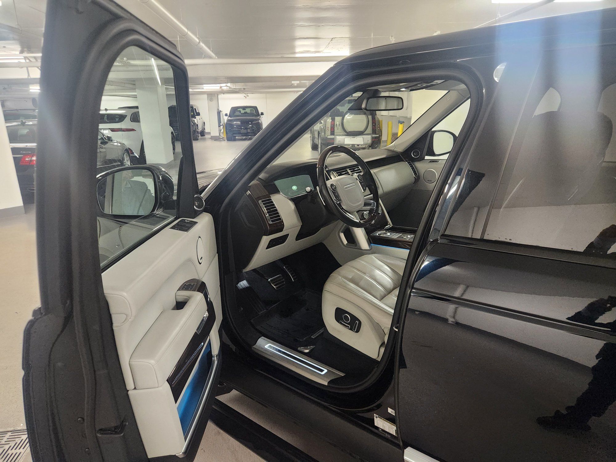 2016 Land Rover Range Rover in Vancouver, British Columbia