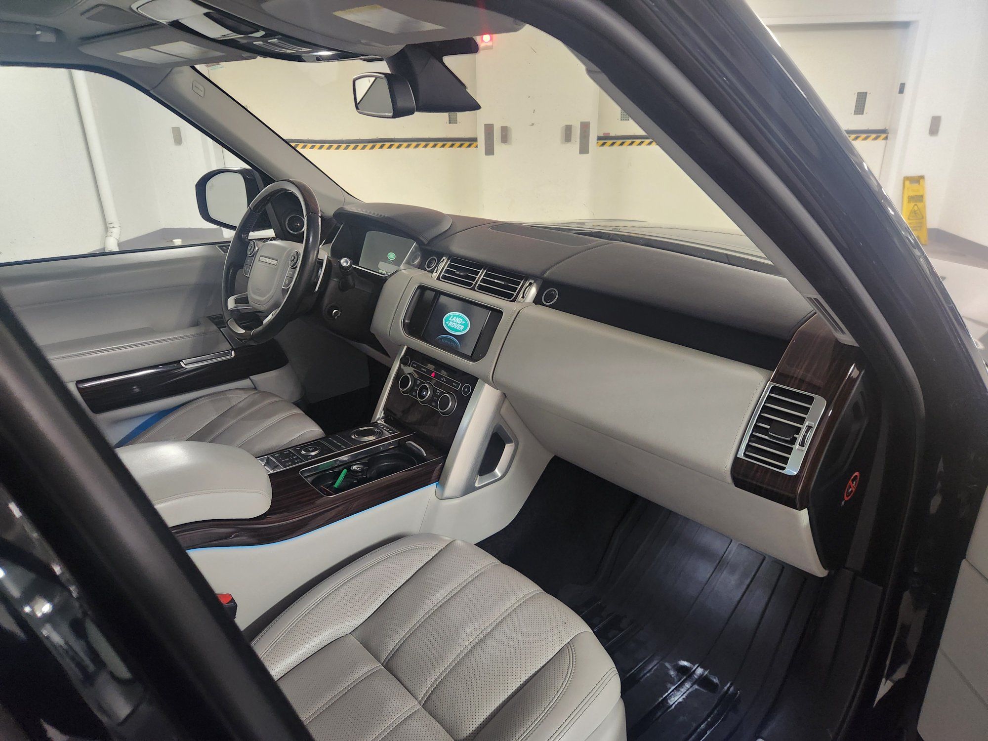 2016 Land Rover Range Rover in Vancouver, British Columbia