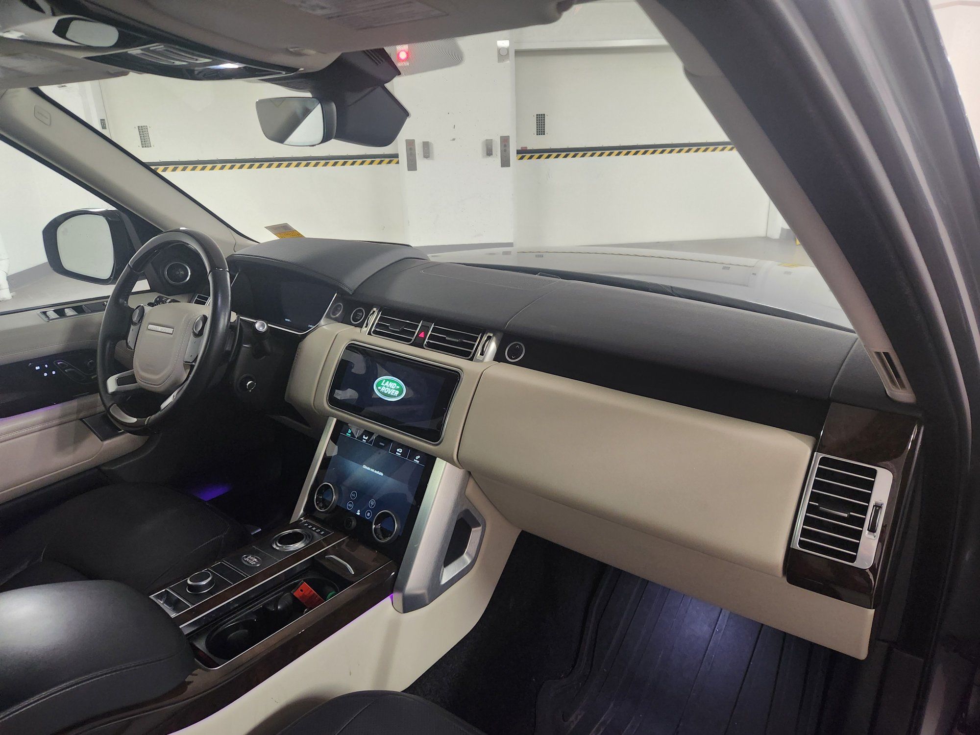 2021 Land Rover Range Rover in Vancouver, British Columbia