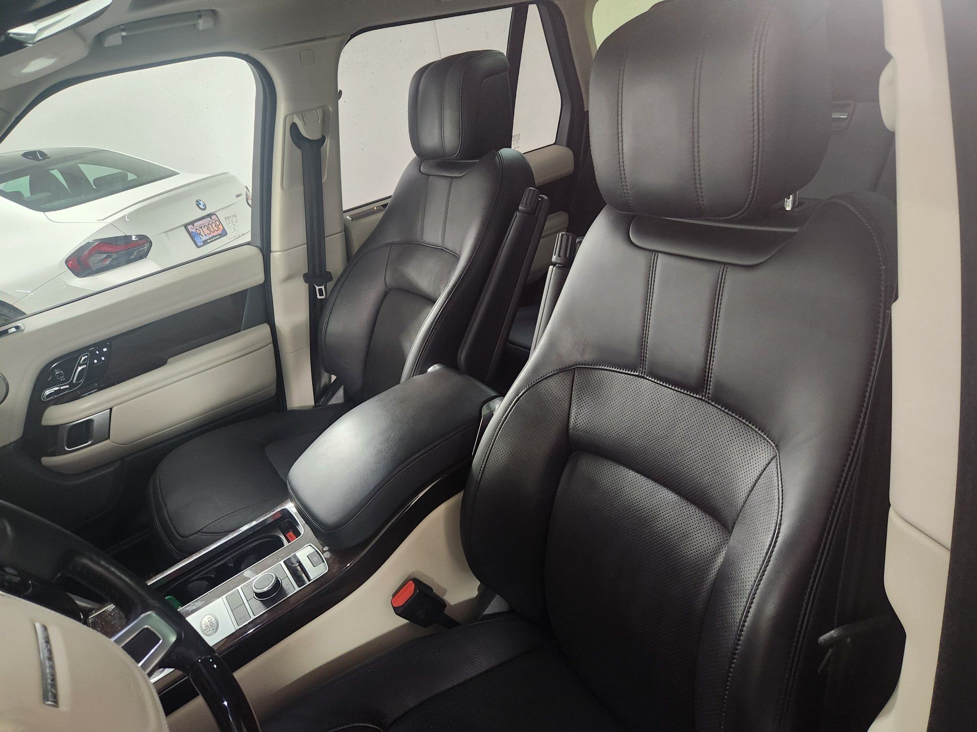2021 Land Rover Range Rover in Vancouver, British Columbia