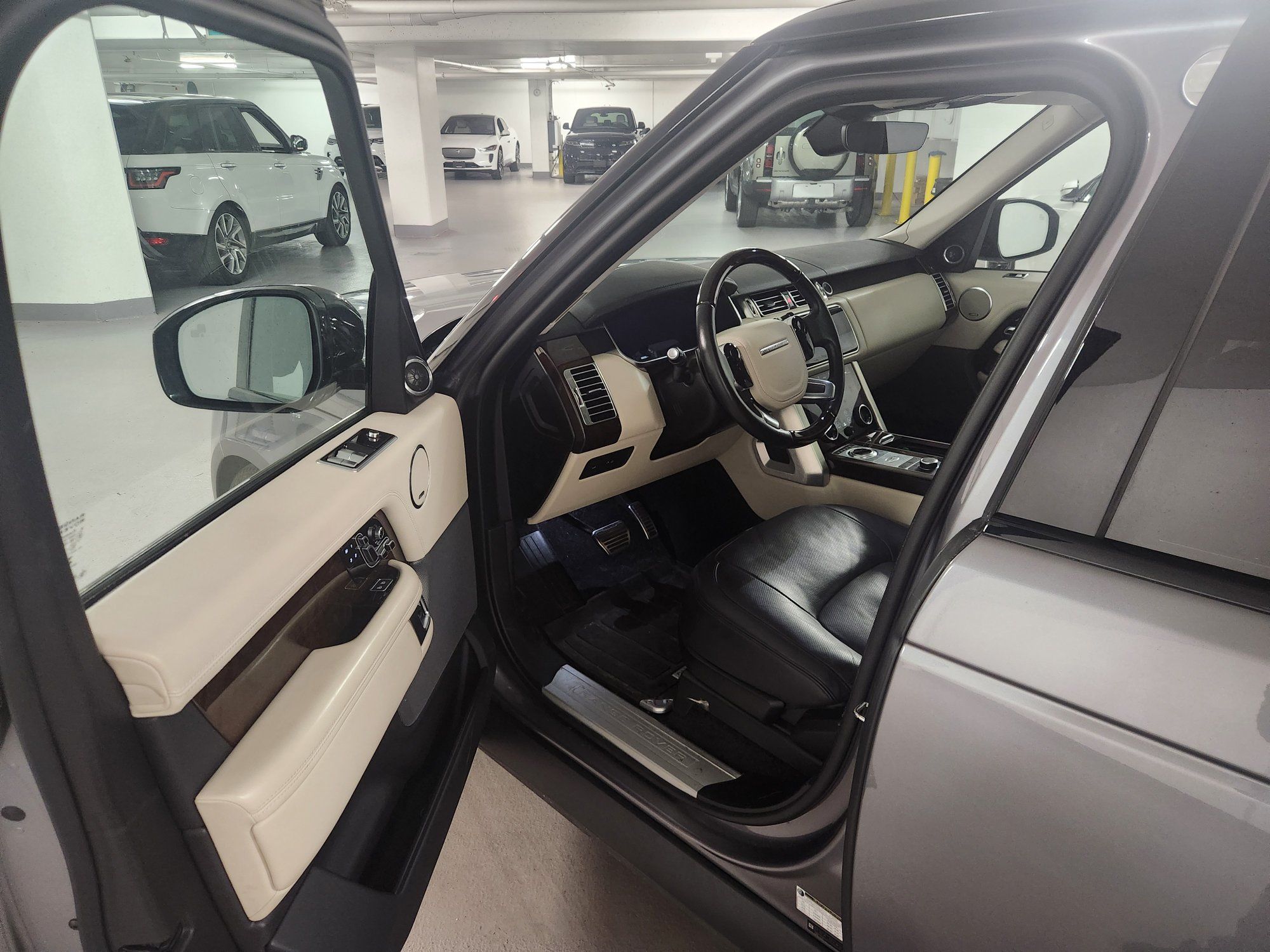 2021 Land Rover Range Rover in Vancouver, British Columbia