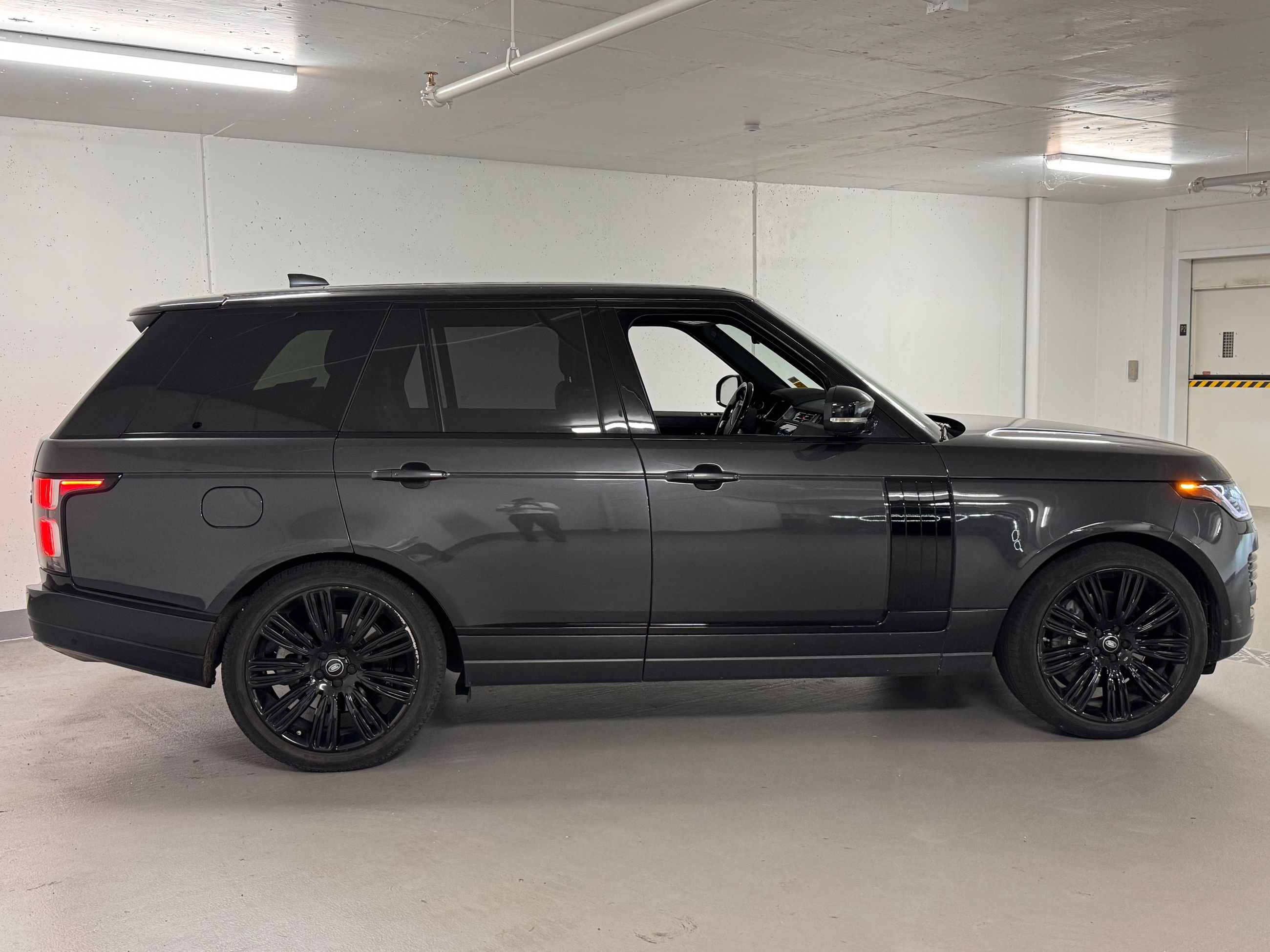 2021 Land Rover Range Rover in Vancouver, British Columbia