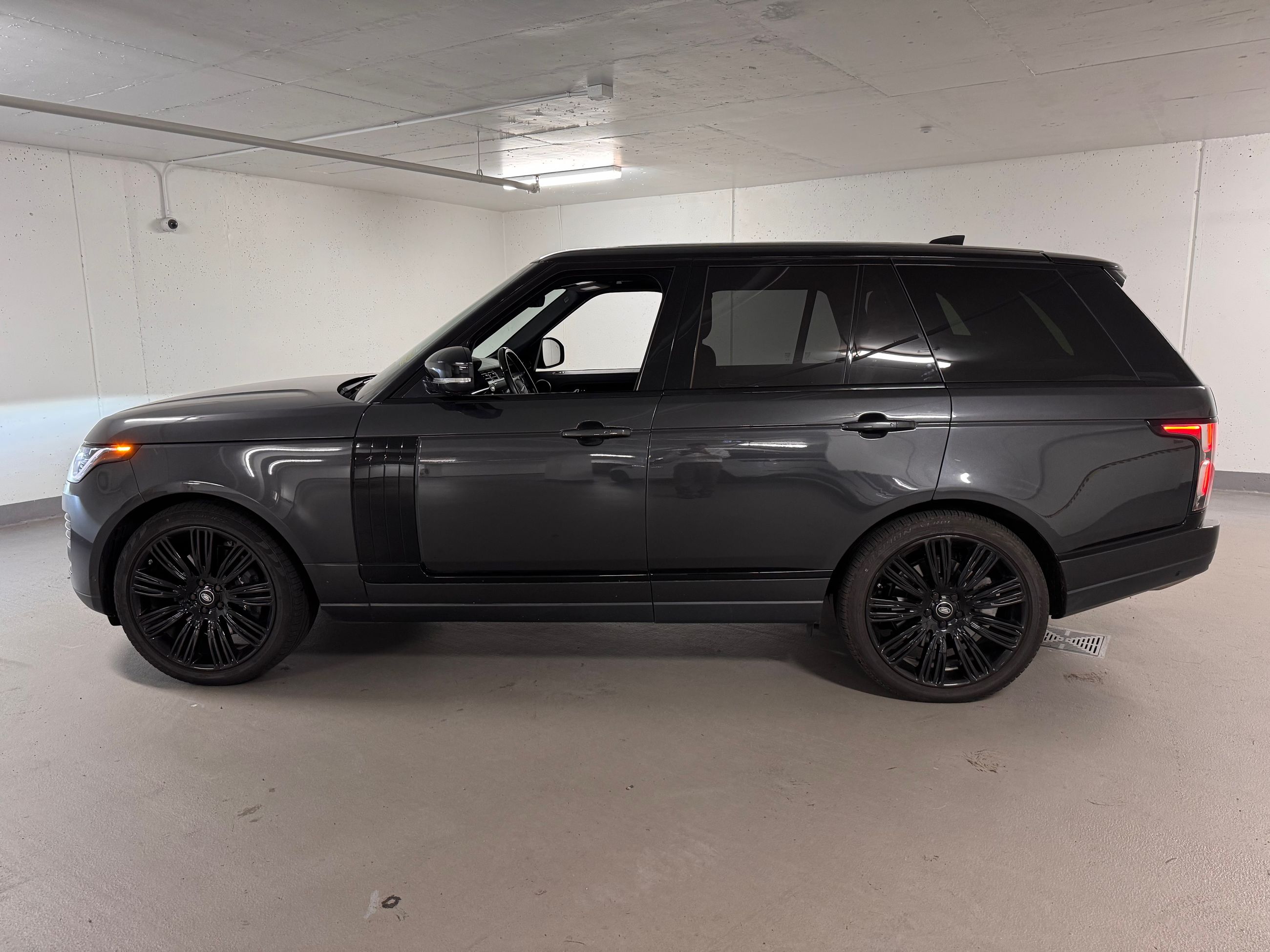 2021 Land Rover Range Rover in Vancouver, British Columbia