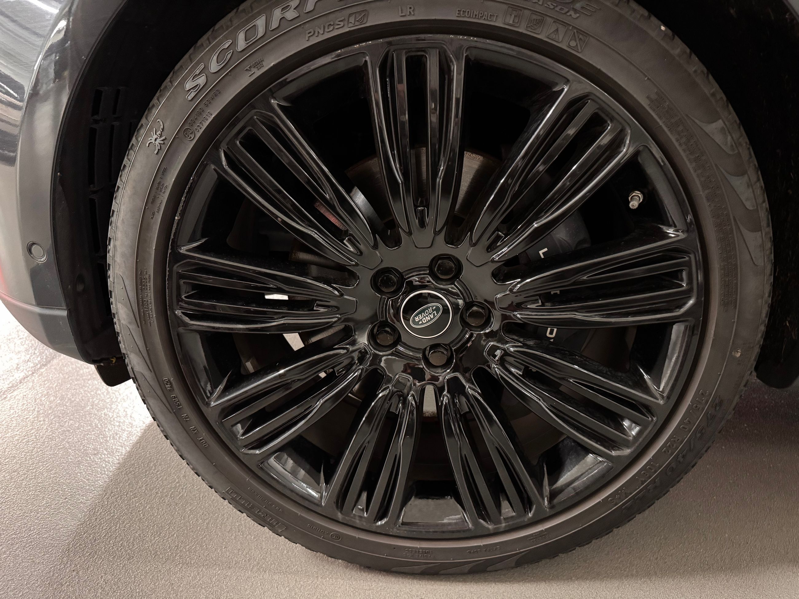 2021 Land Rover Range Rover in Vancouver, British Columbia