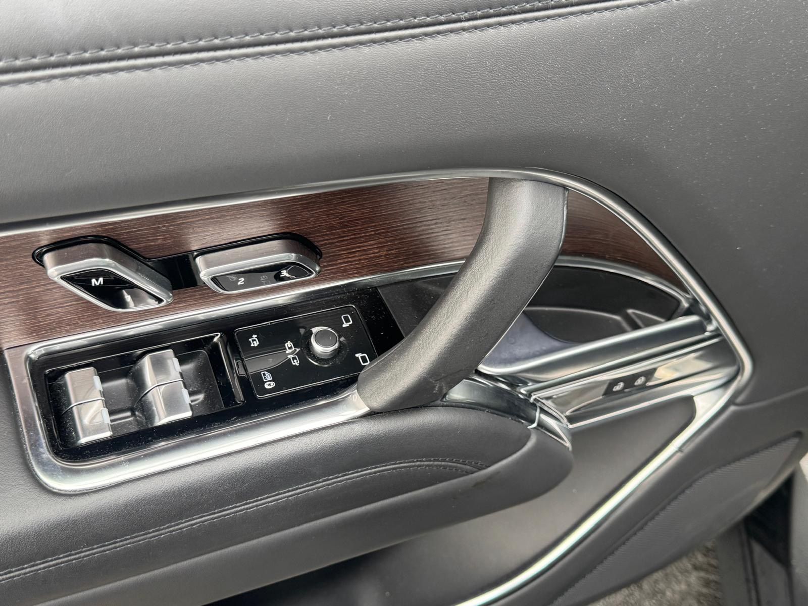 Land Rover Range Rover  2023 à North Vancouver, Colombie-Britannique