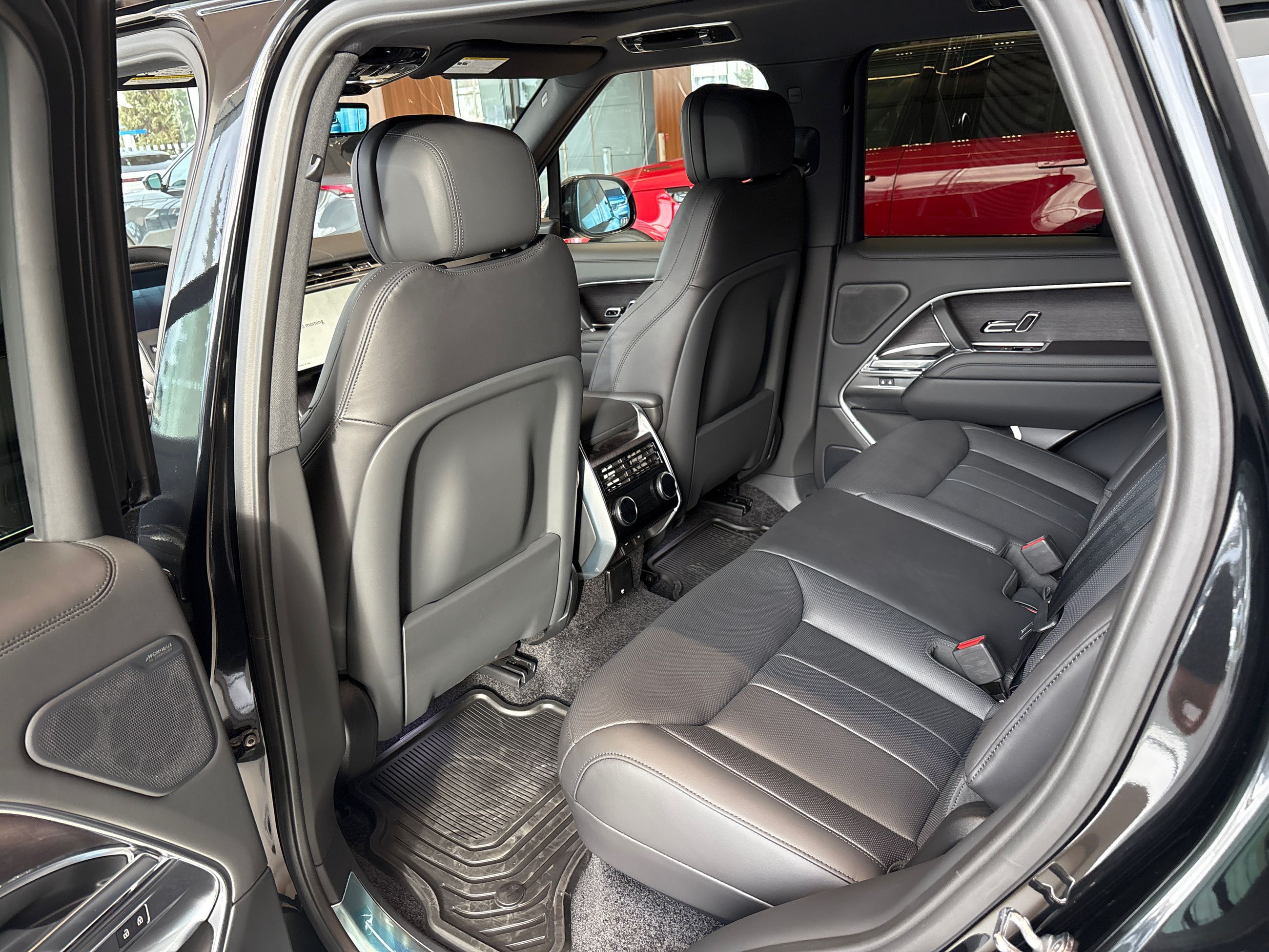 2025 Land Rover Range Rover