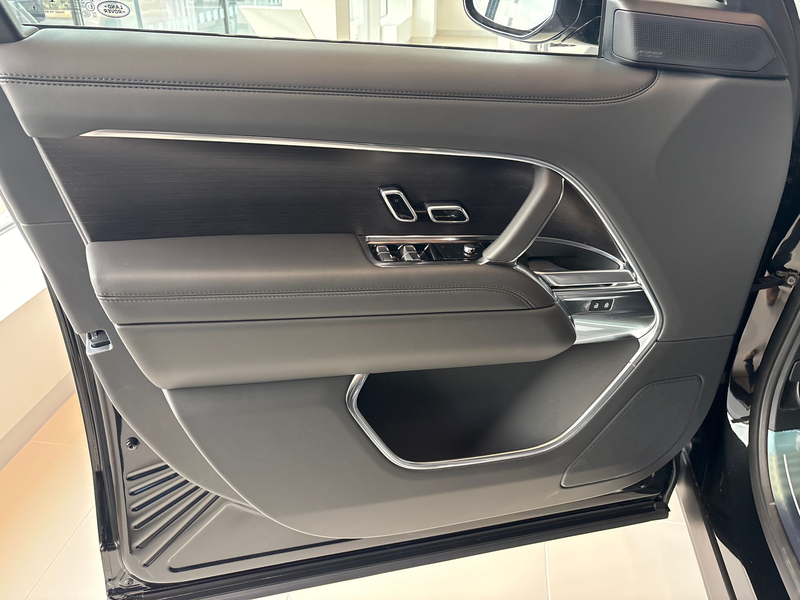 2025 Land Rover Range Rover