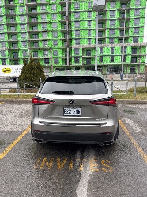 Lexus NX 300  2021 à Laval, Québec