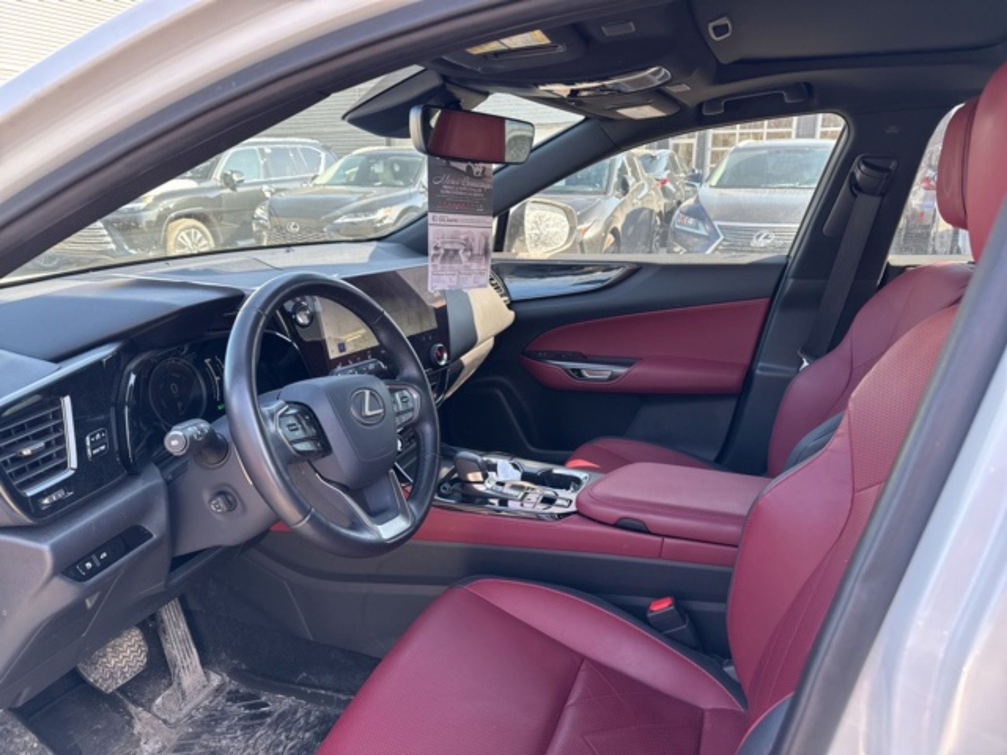 Lexus NX 450h+  2023 à Laval, Québec